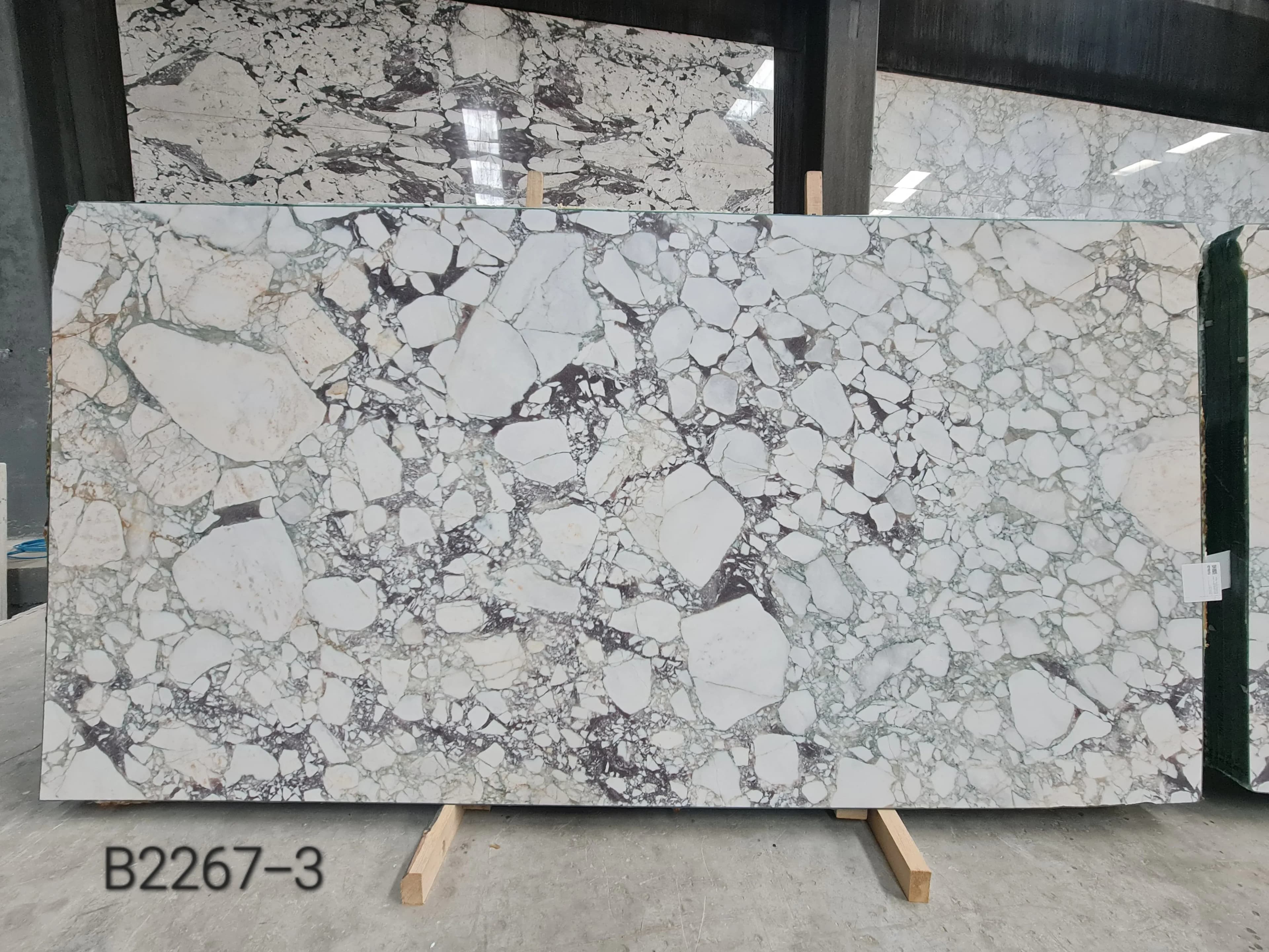 Calacatta Viola · Select
