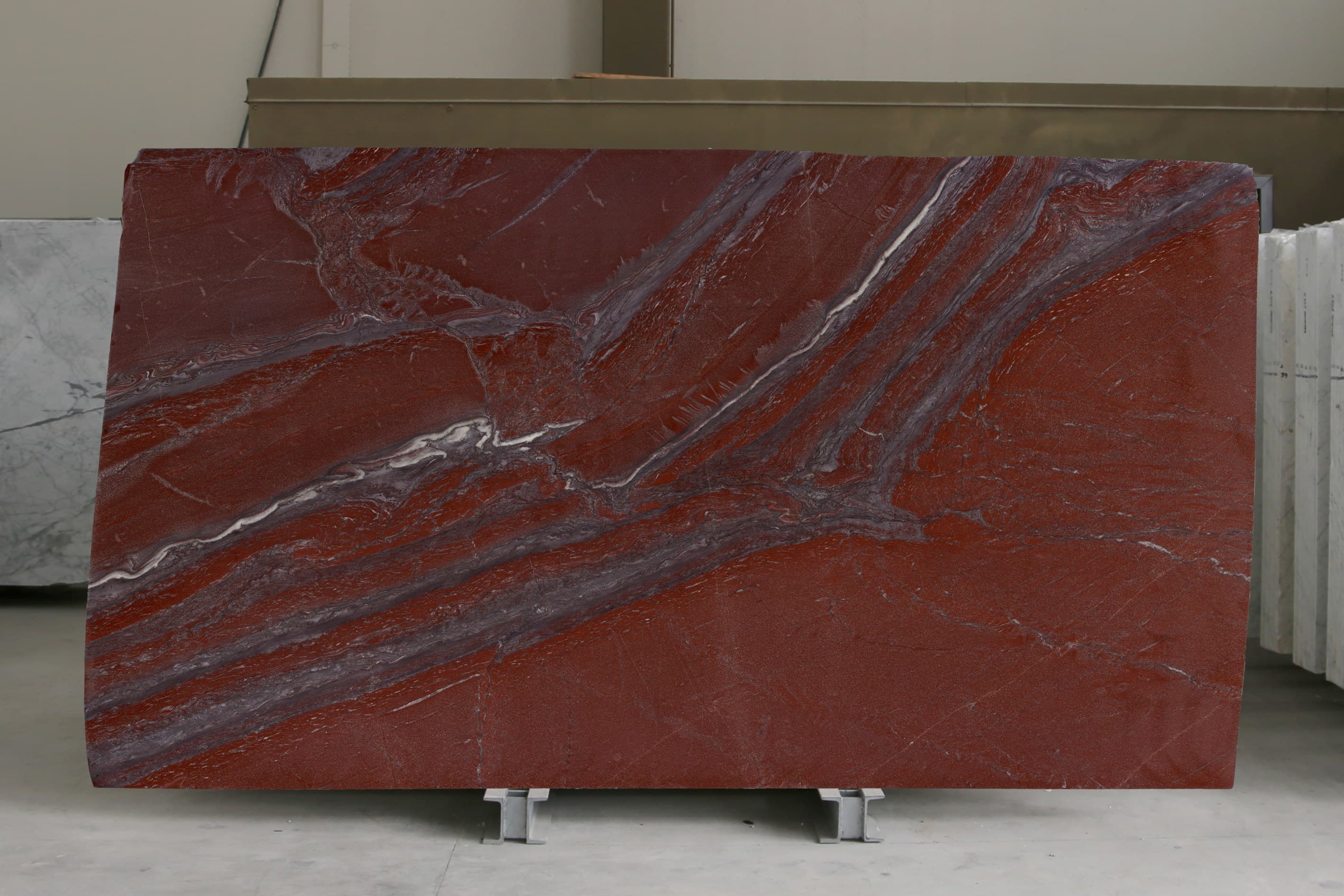 Rosso Laguna · Select