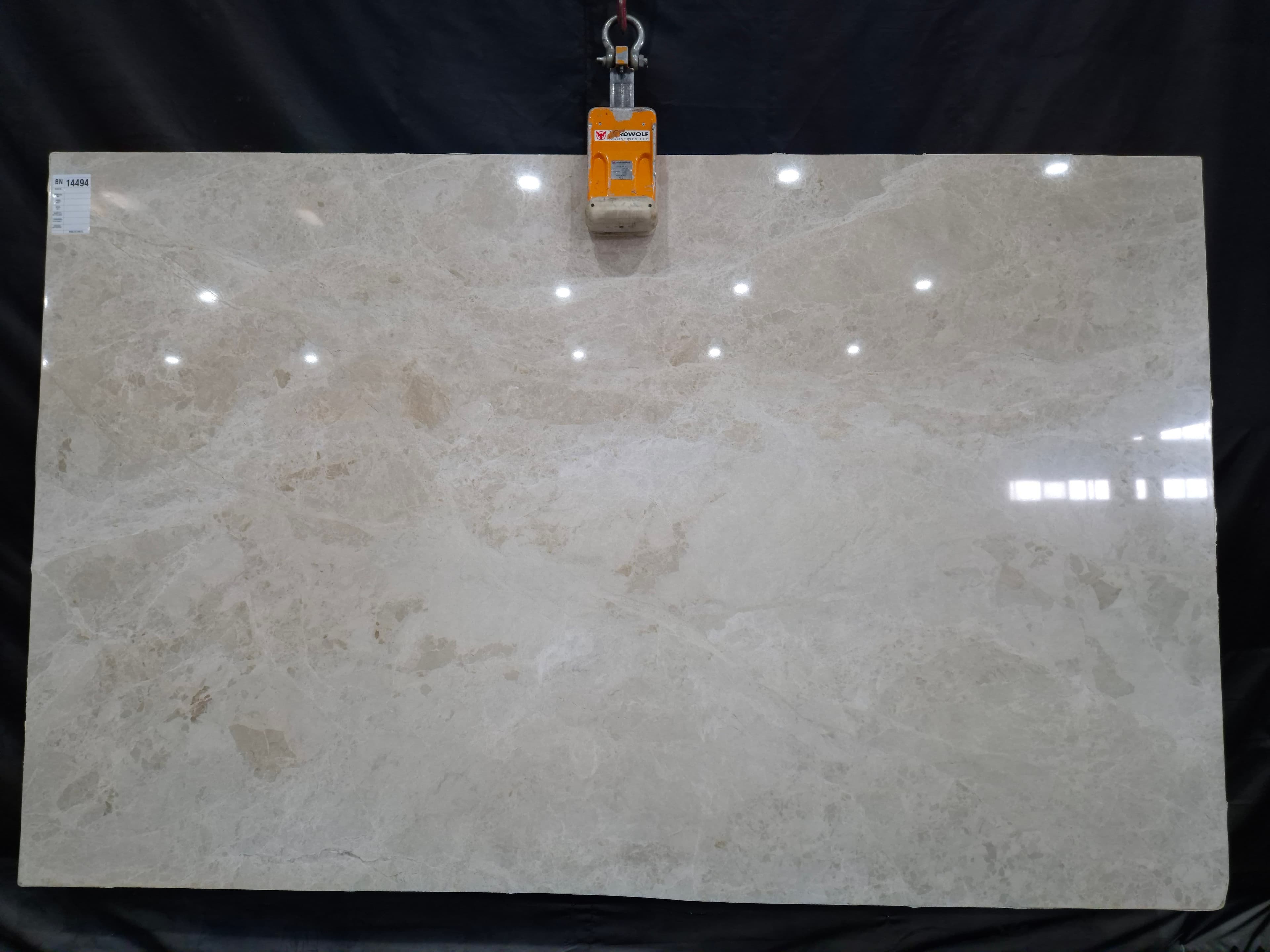 Spyder Beige · Select