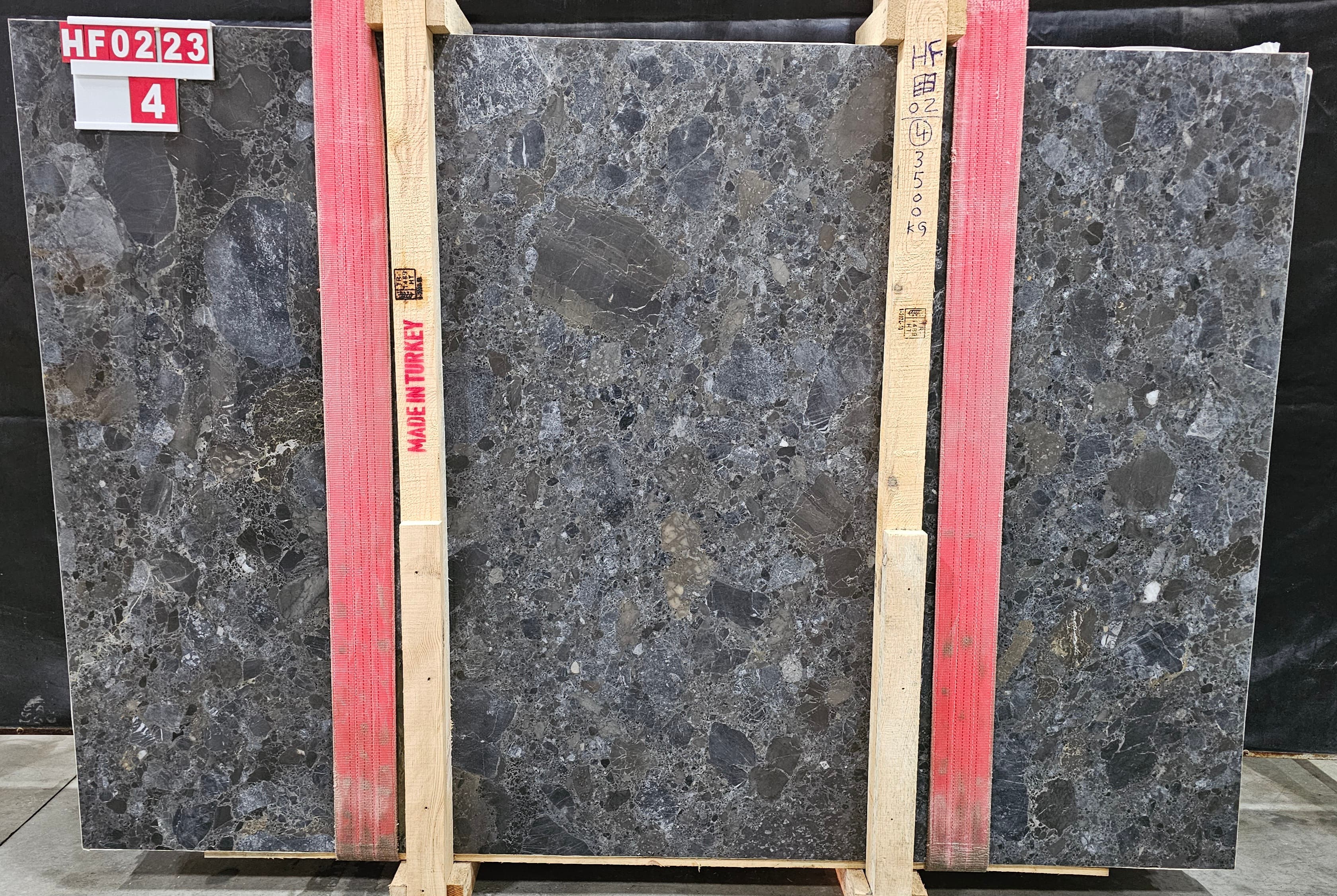 Breccia Nero · Select
