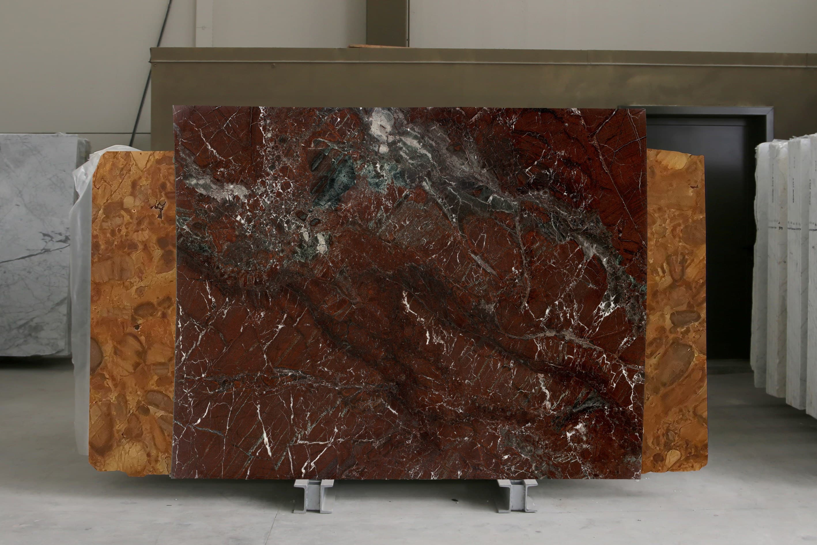 Rosso Levanto · Select