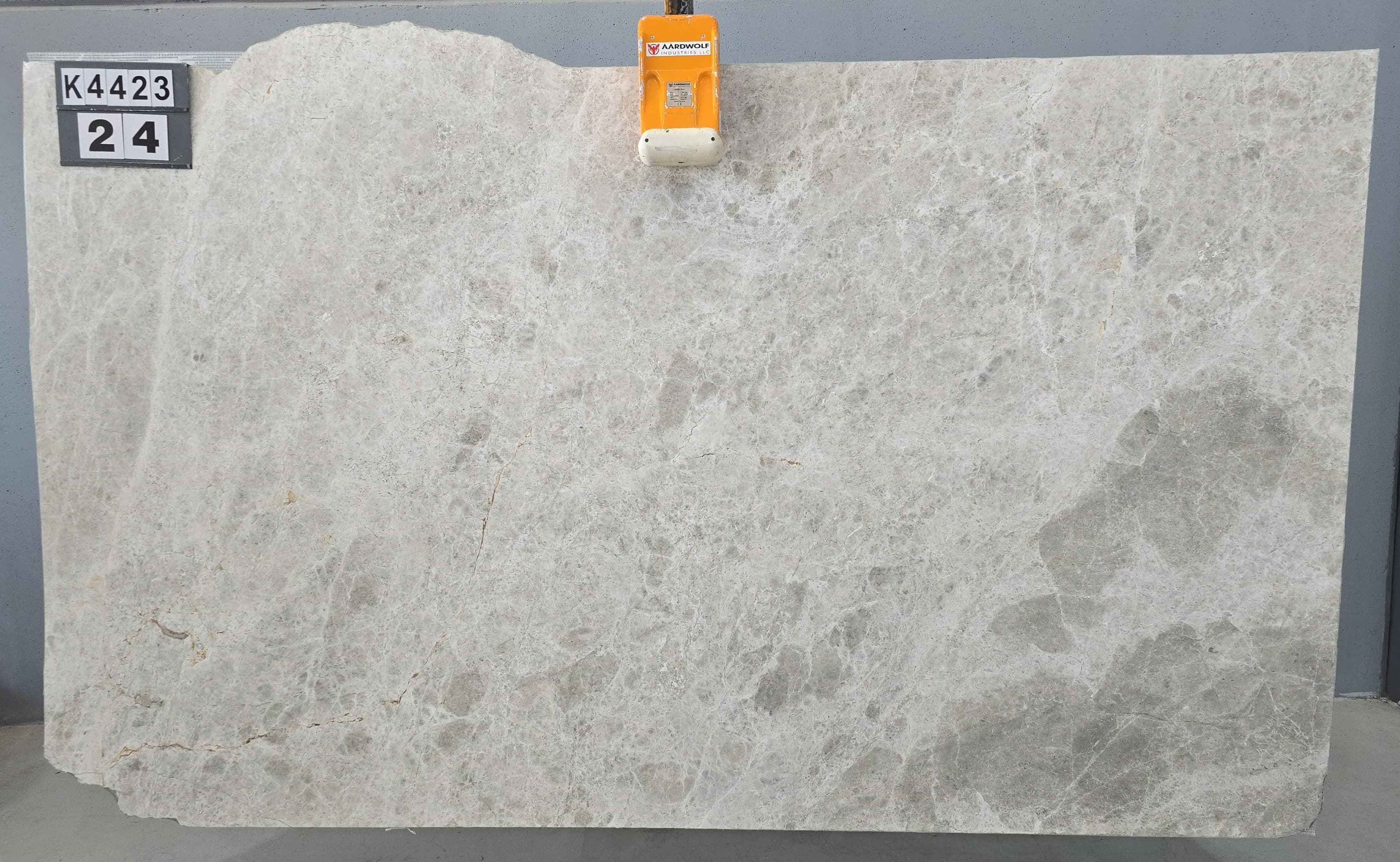 Tundra Beige · Select