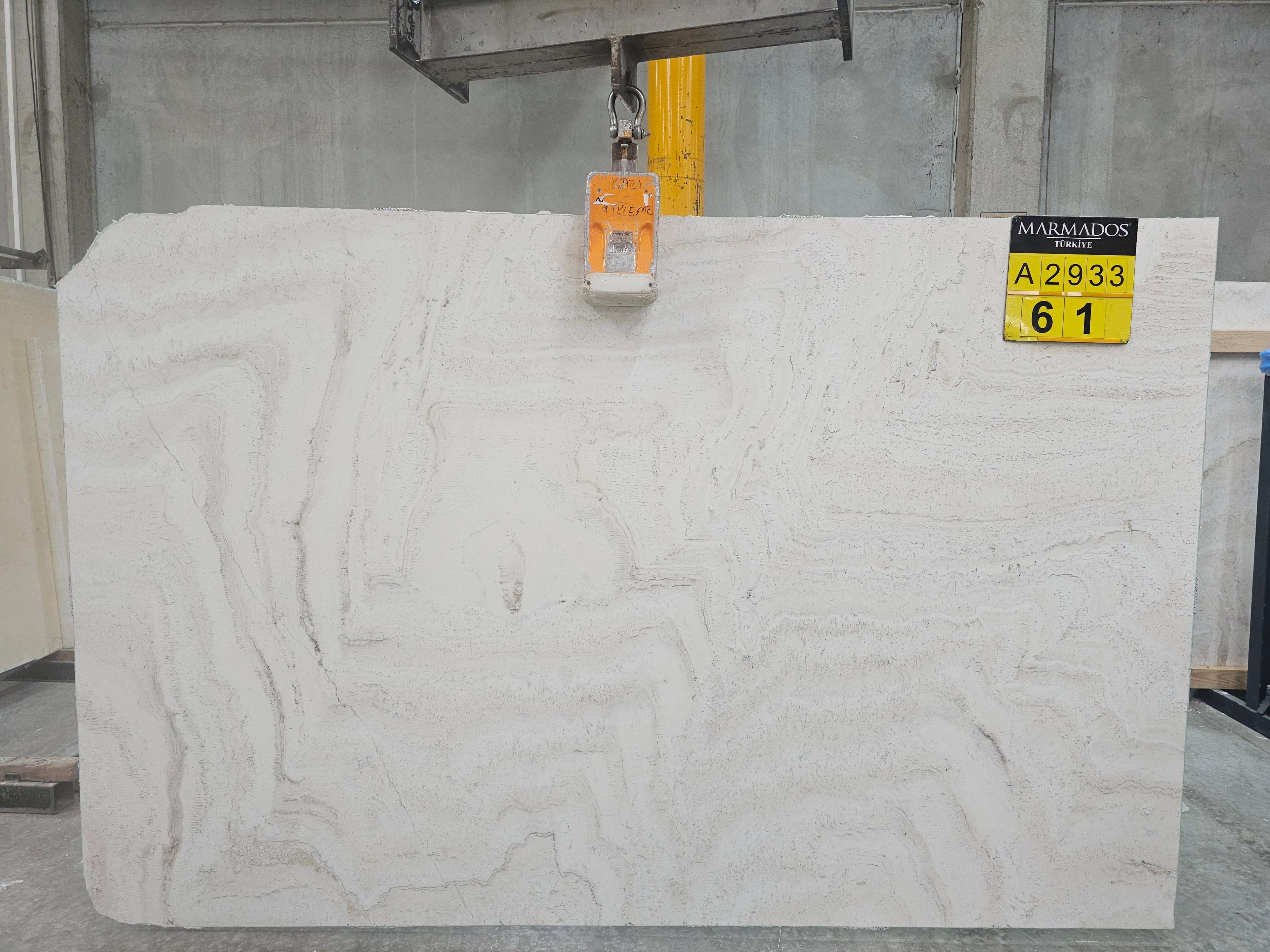 White Travertine Vein-Cut · Select
