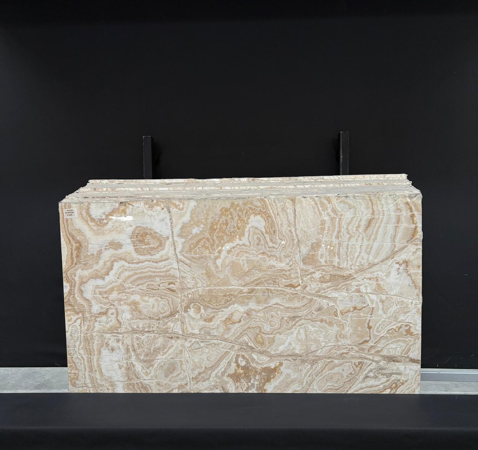 Honey Onyx · Select