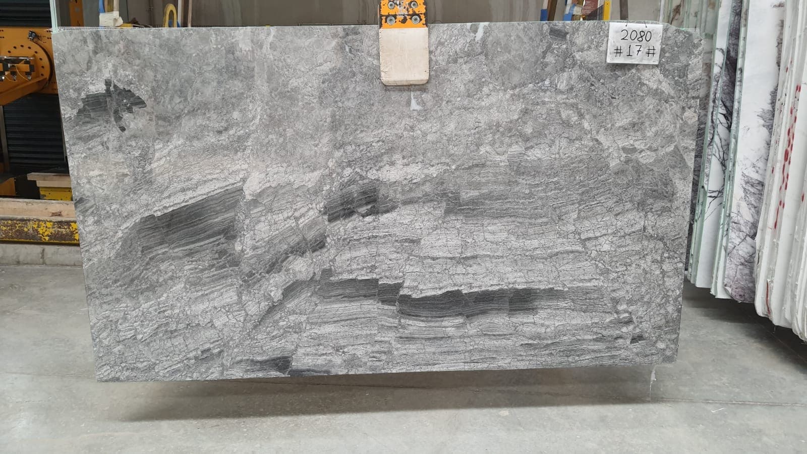 Grigio Superiore · Select