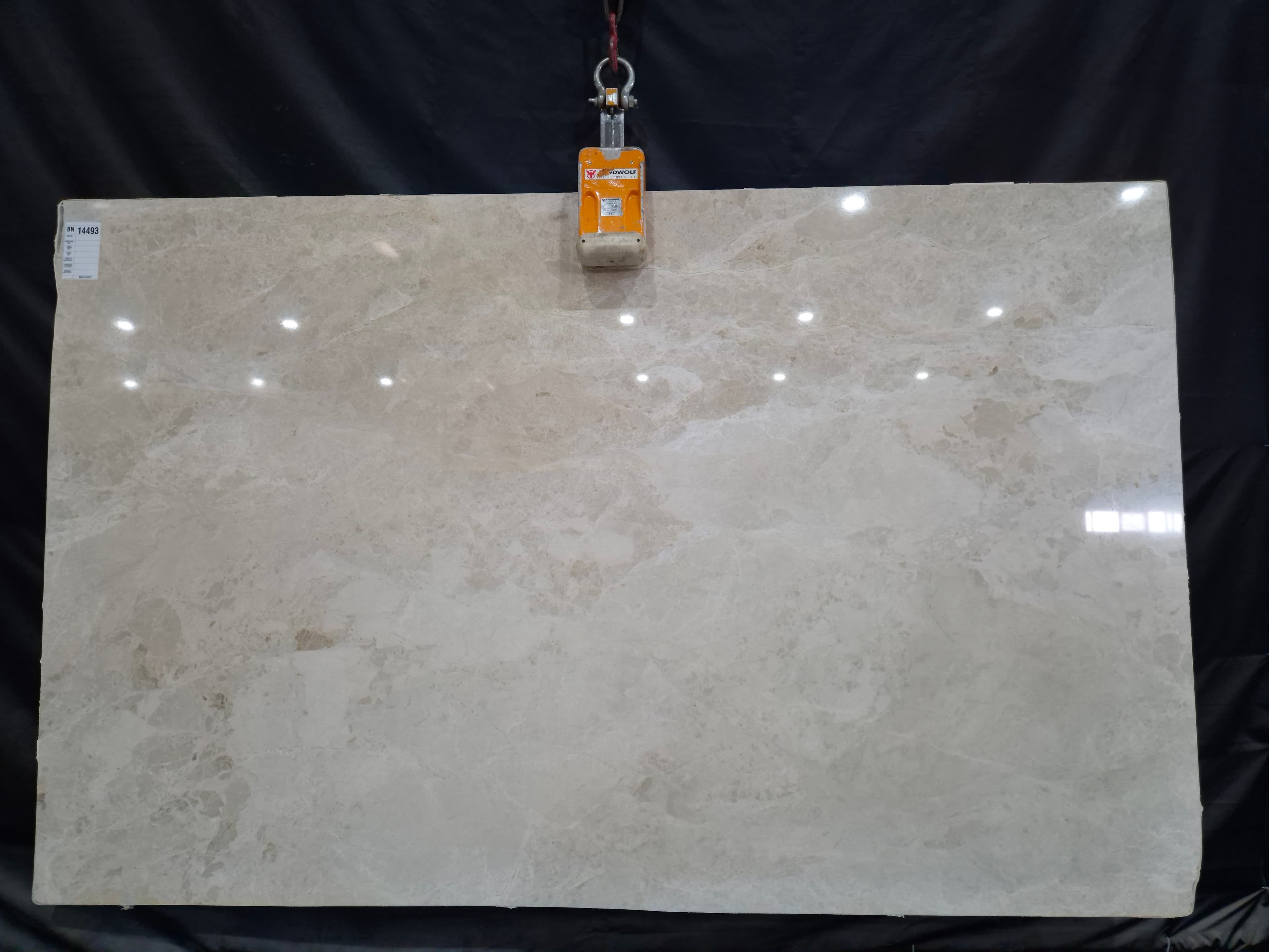 Spyder Beige · Select