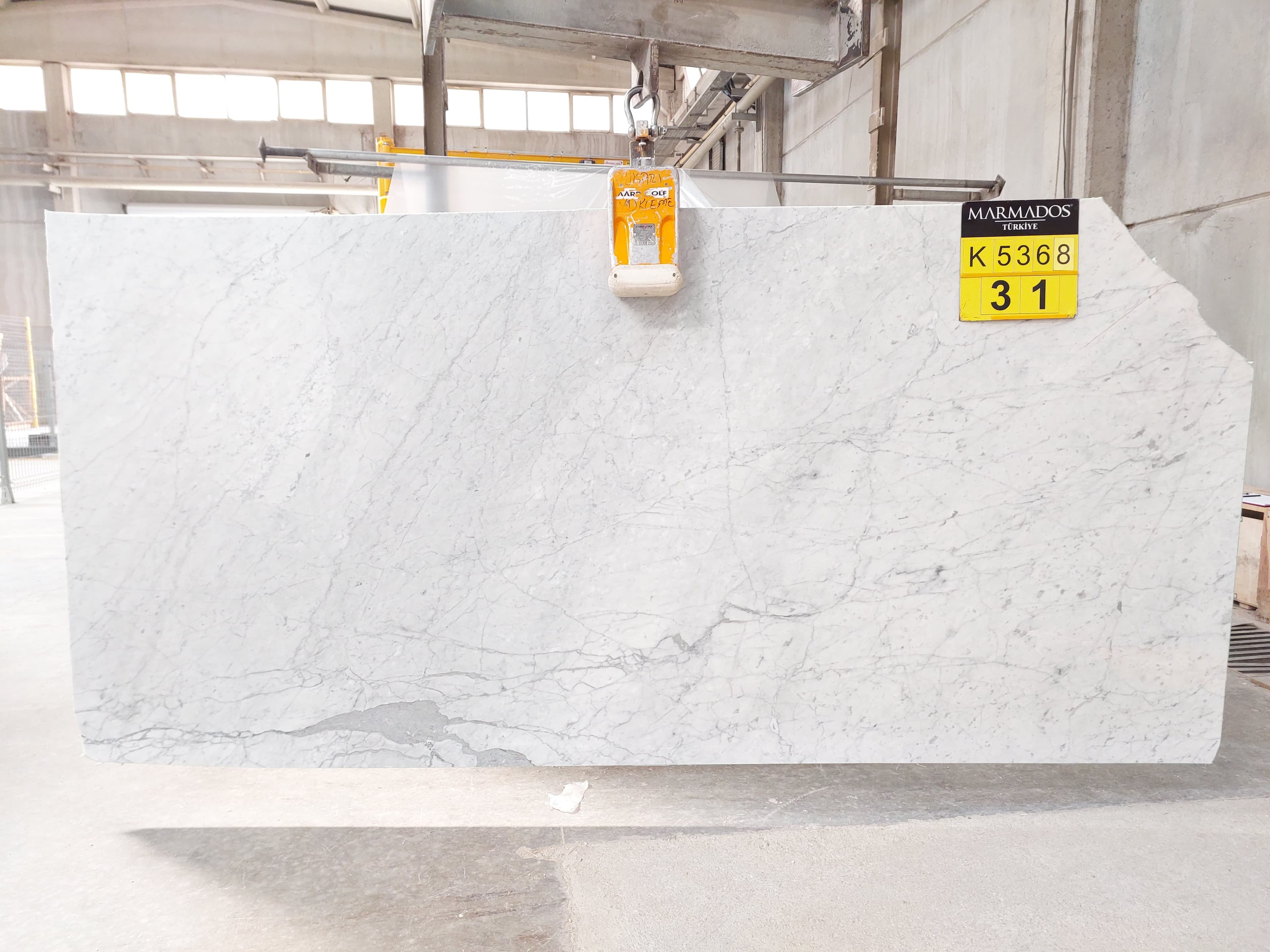 Carrara · Select