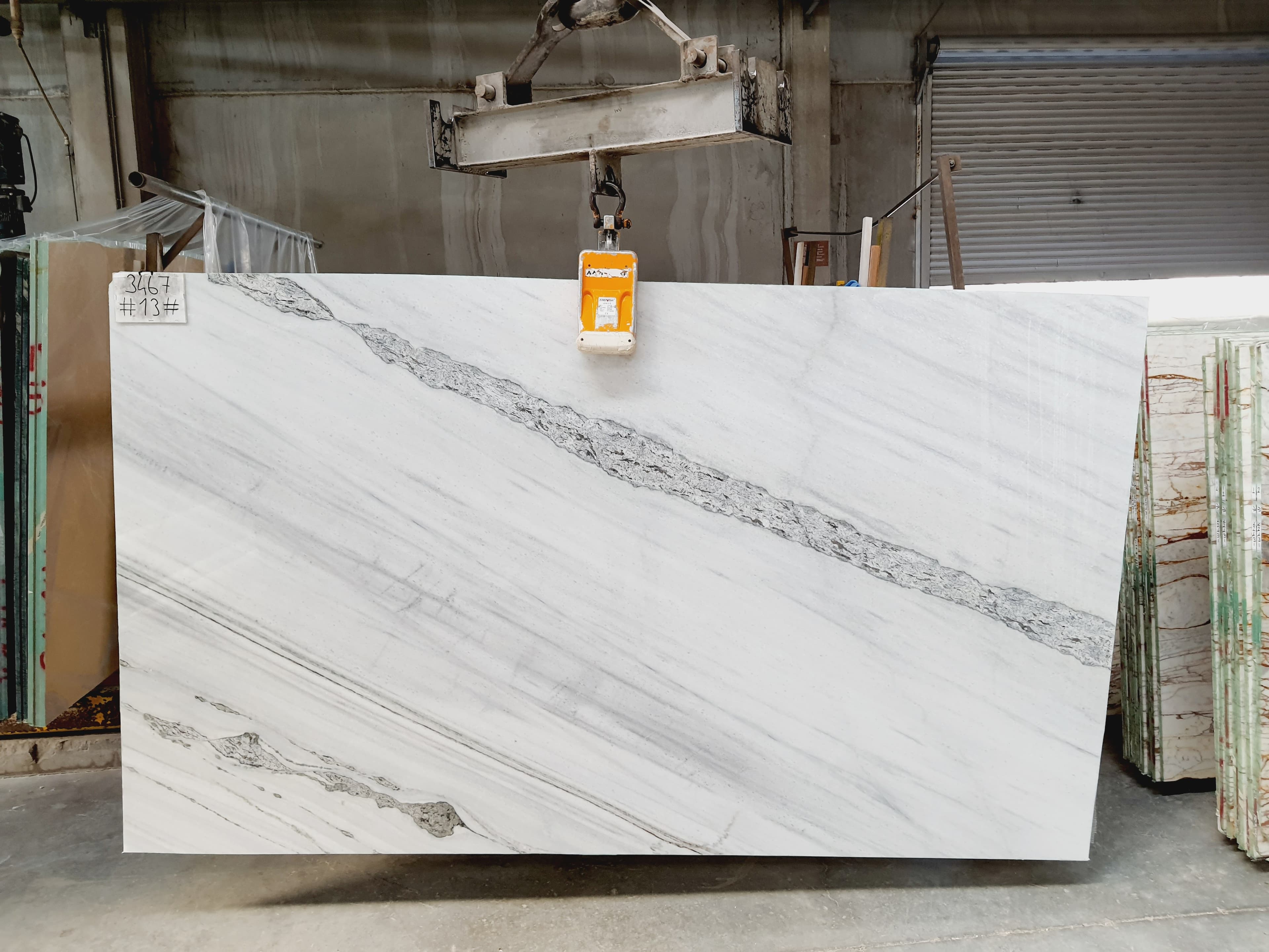 Cascatta White · Select