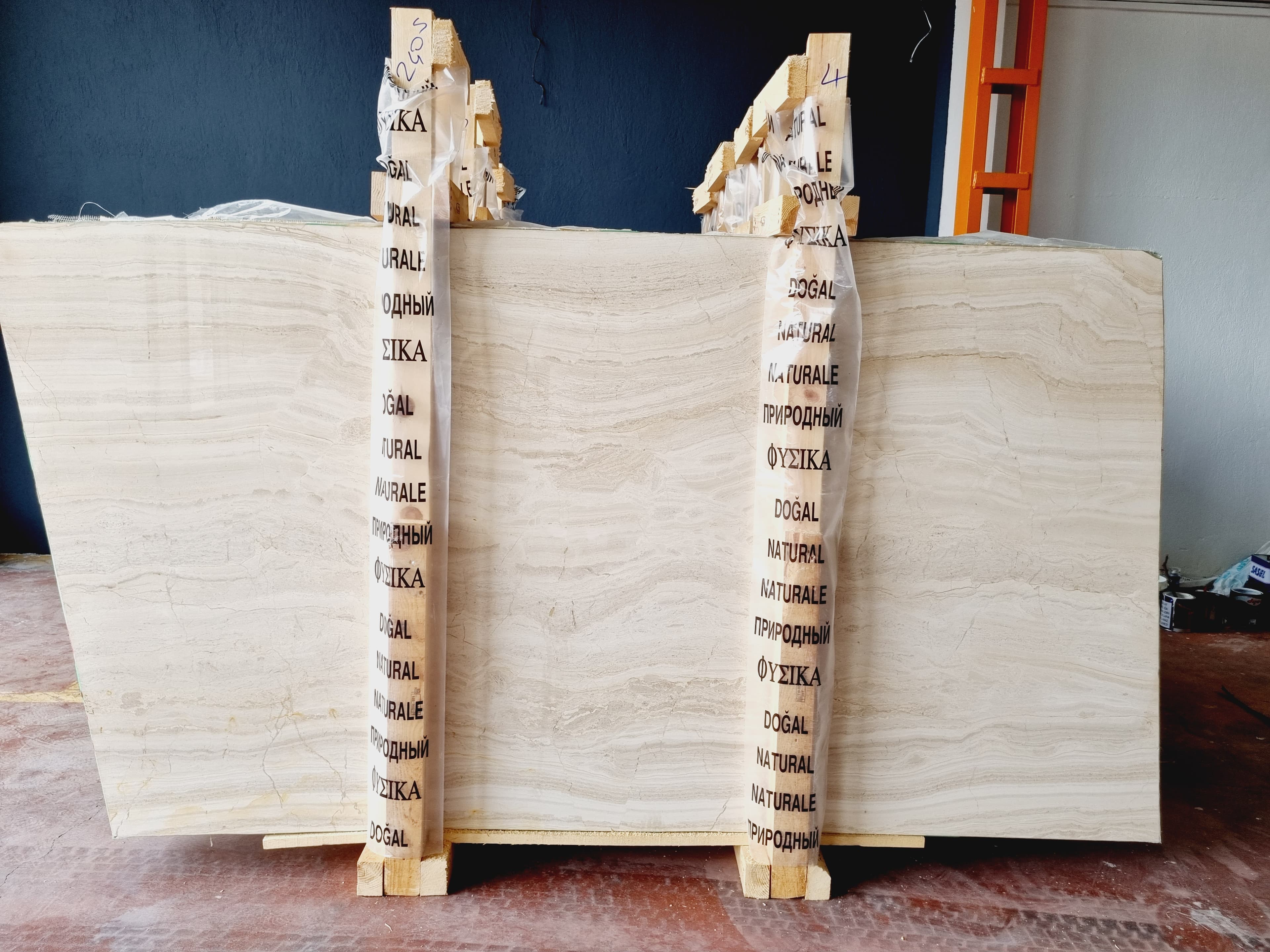Limra Travertine · Select