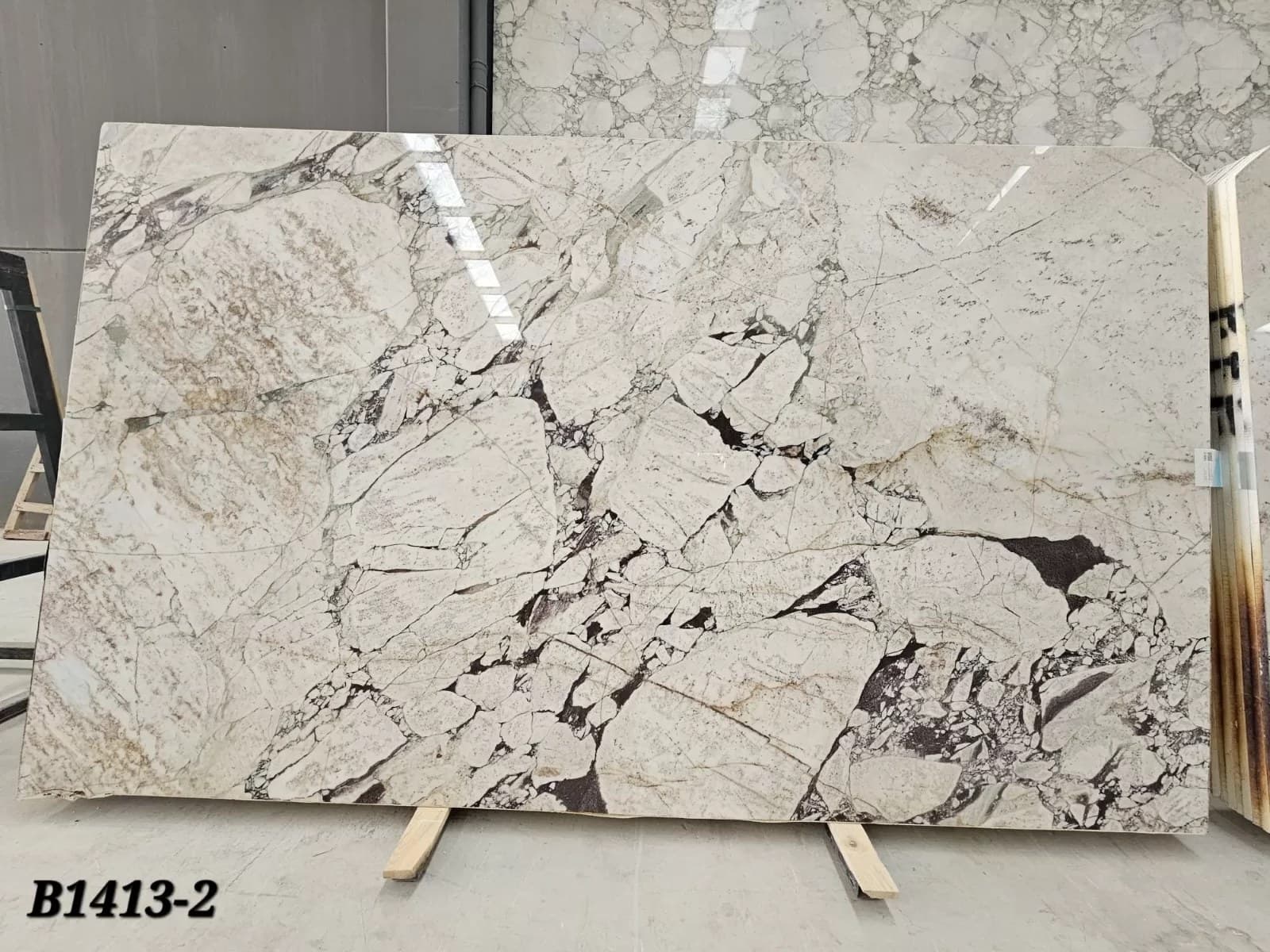 Calacatta Viola · Select