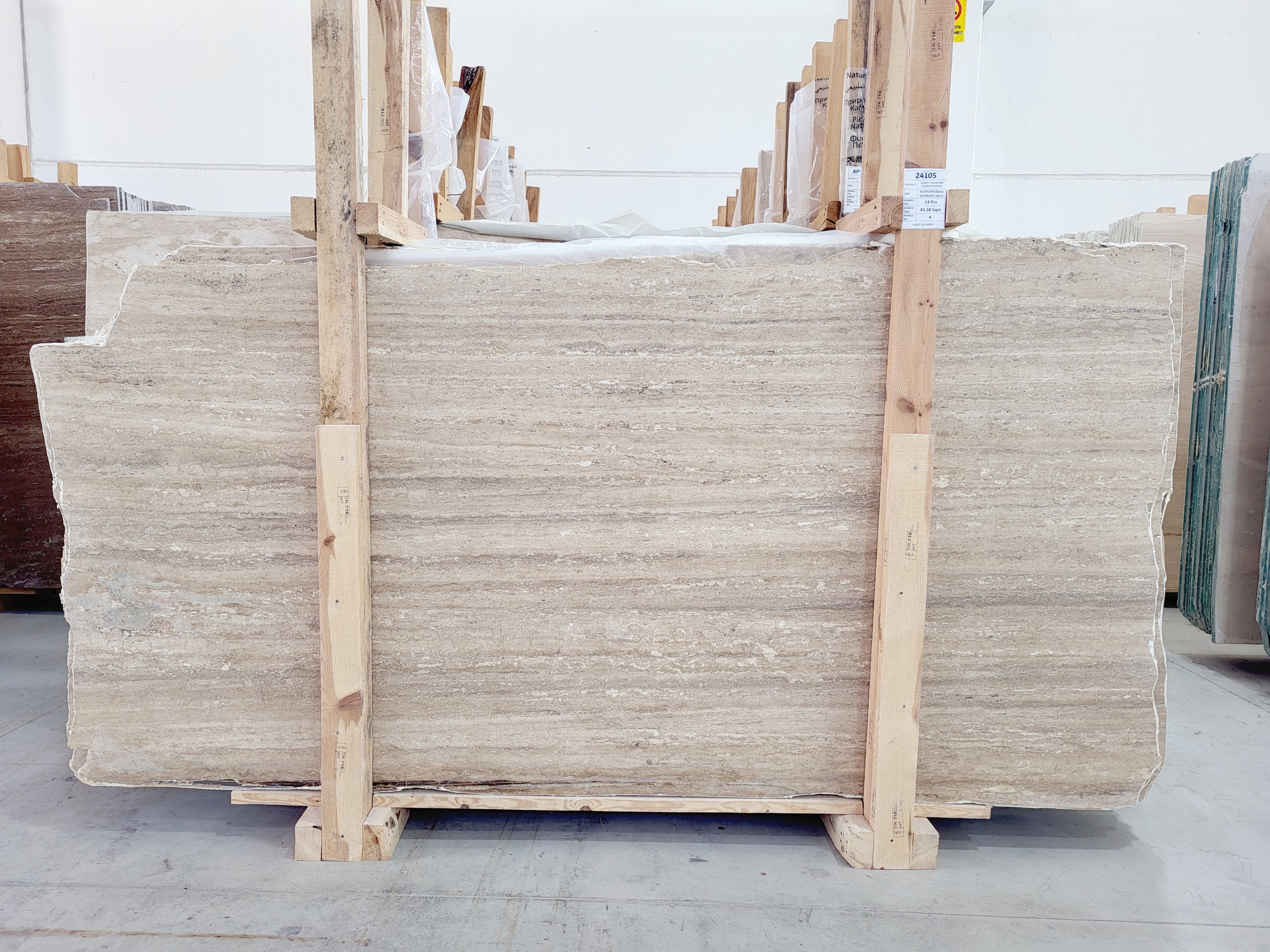 Noce Travertine · Select