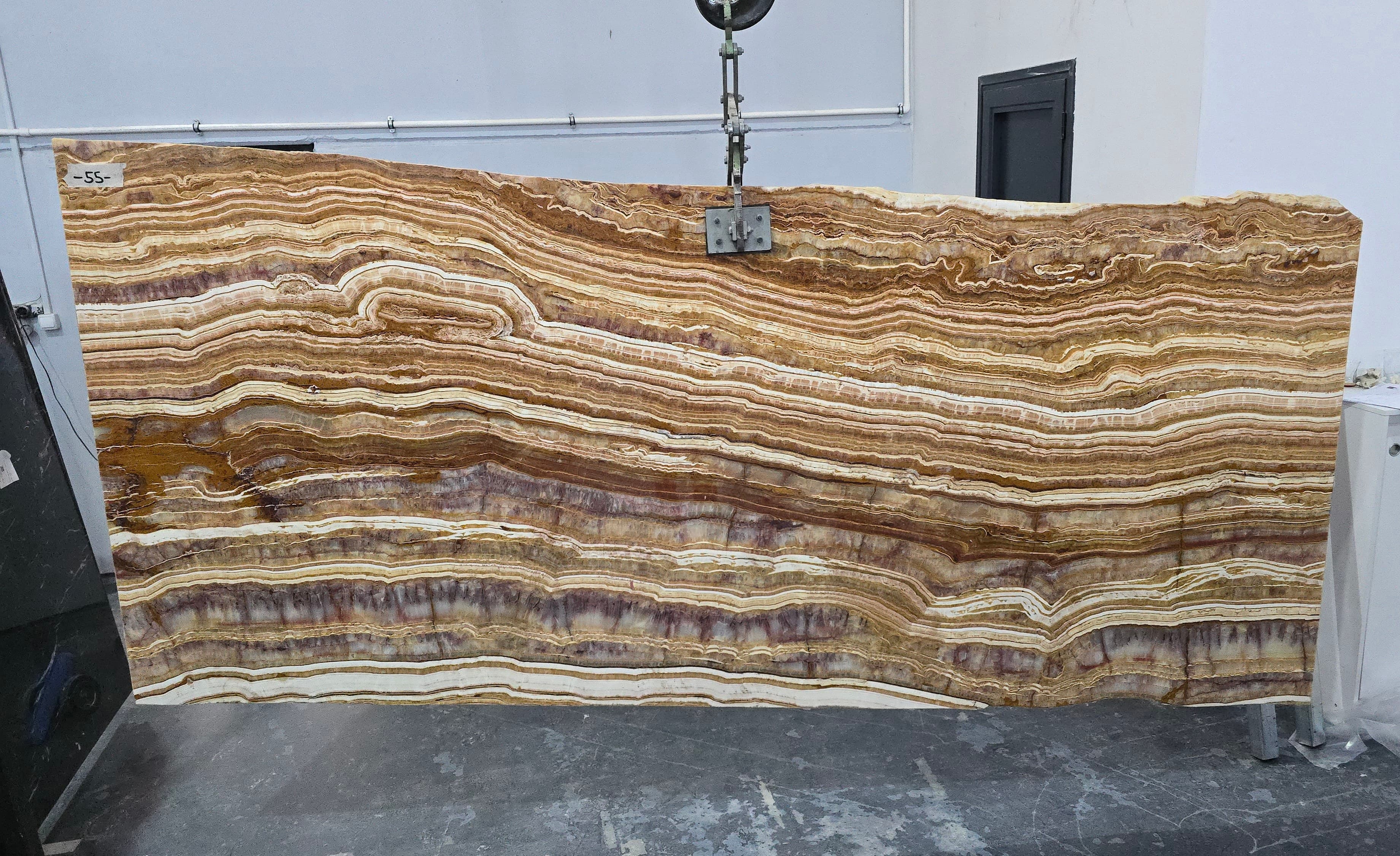Tiger Onyx · Select