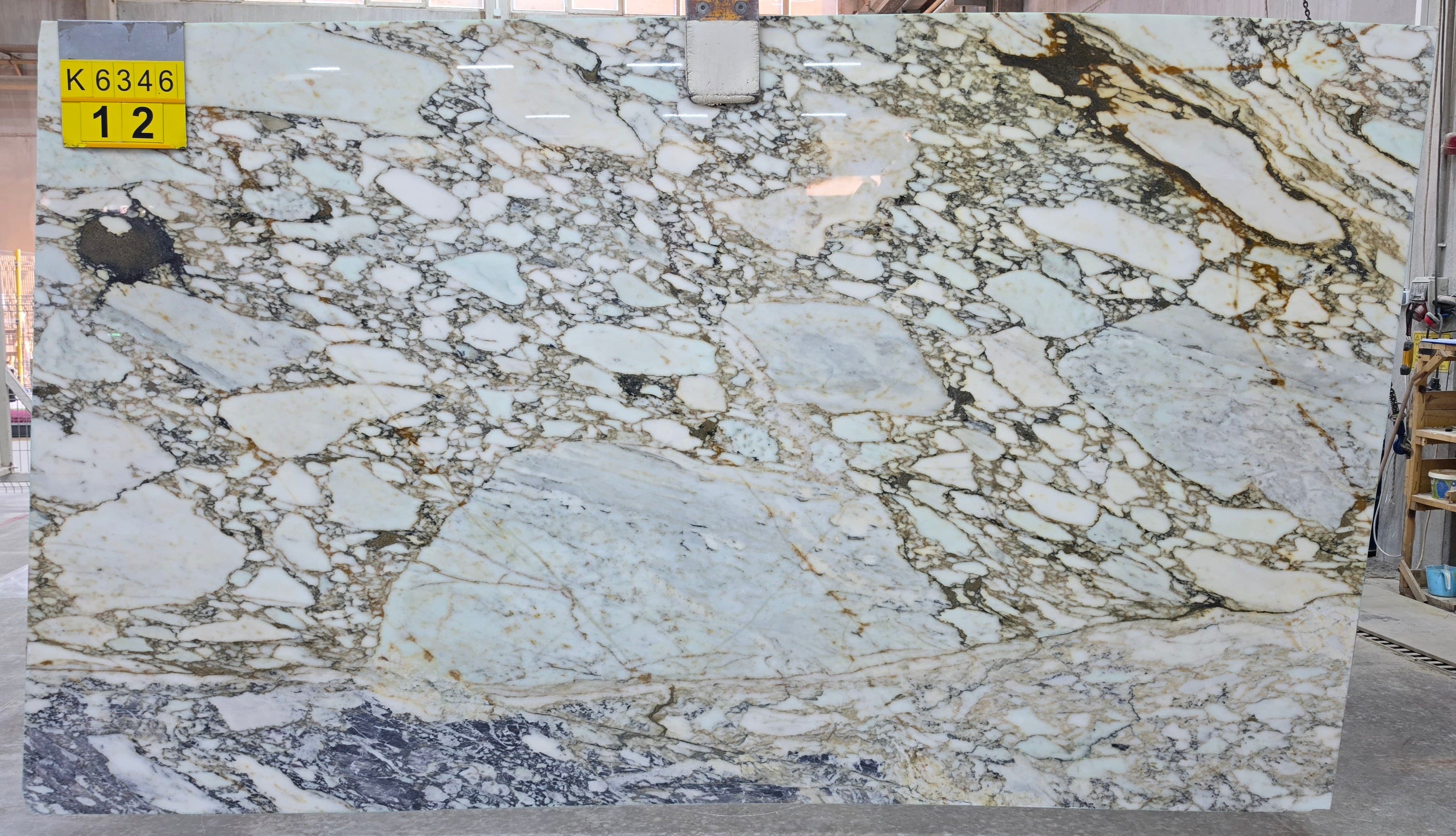 Calacatta Monet · Select