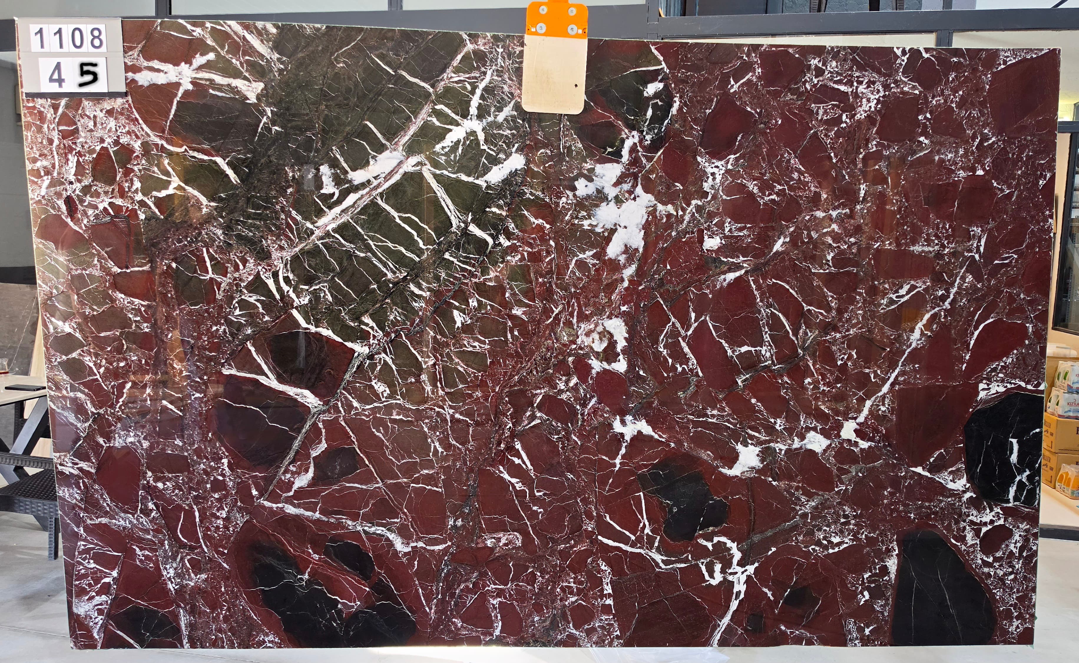 Rosso Levanto · Select · 185×305×2 cm
