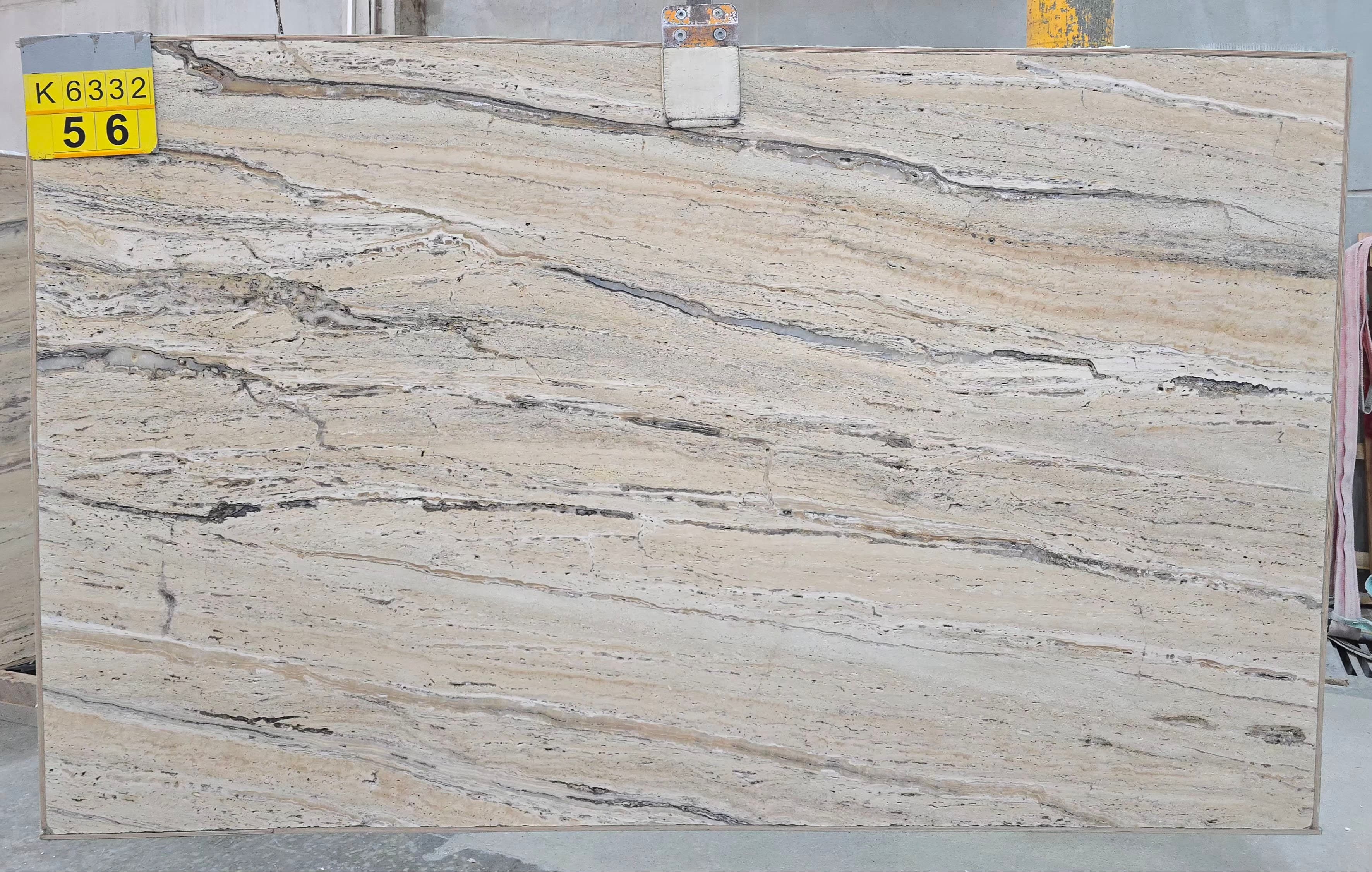 Valencia Travertine · Select