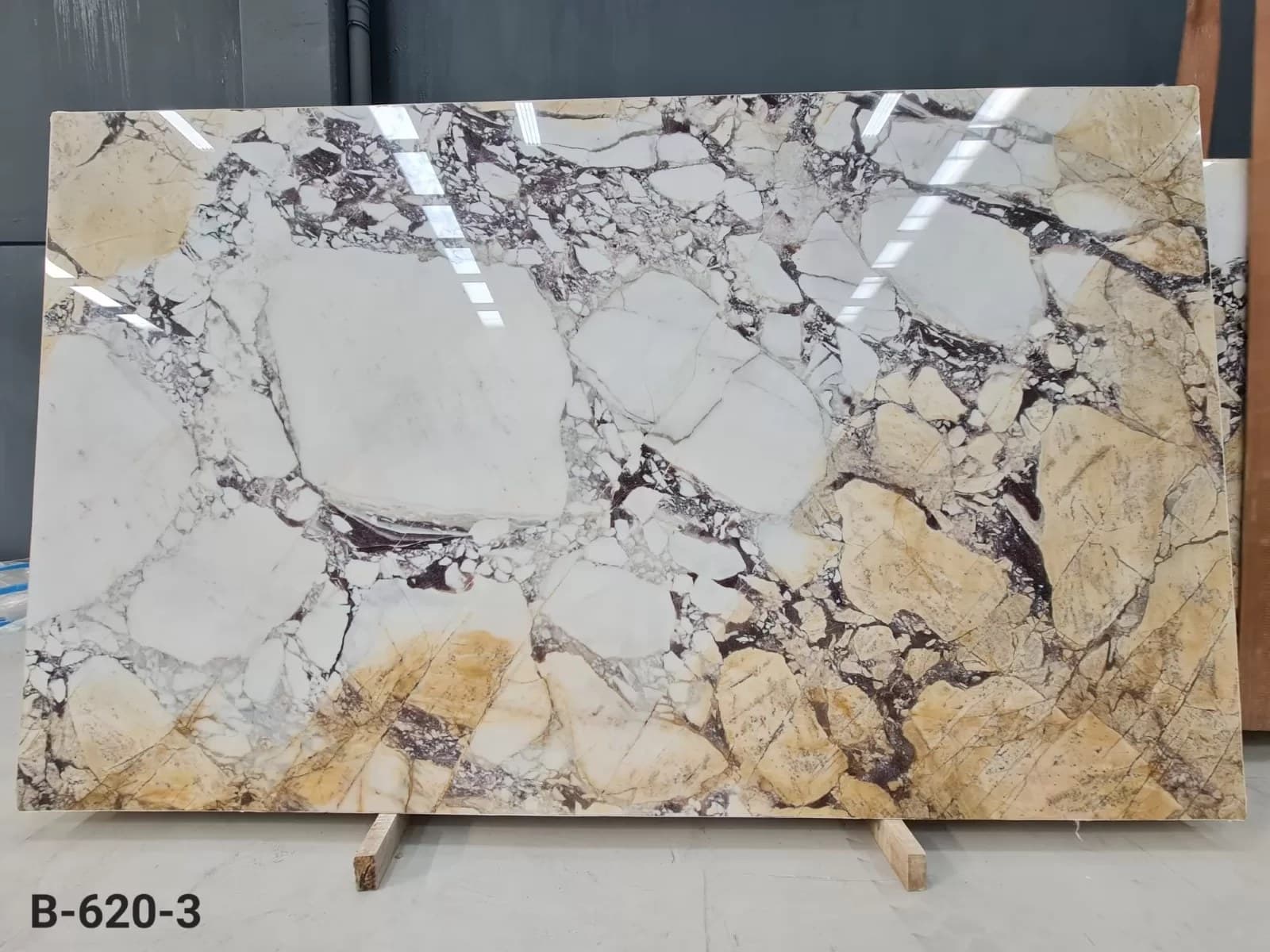 Calacatta Viola · Select · 170×270×2 cm