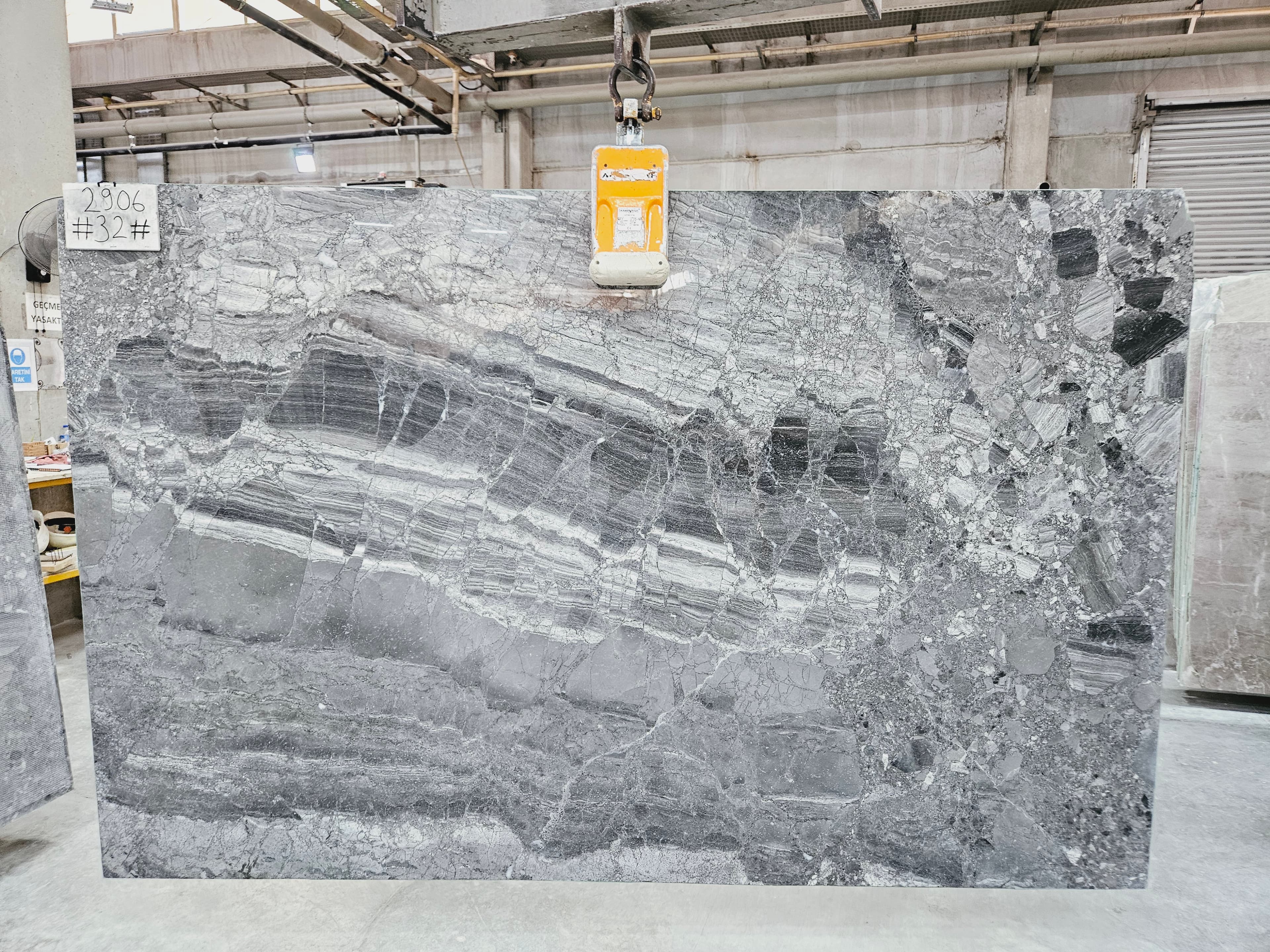 Grigio Superiore · Select