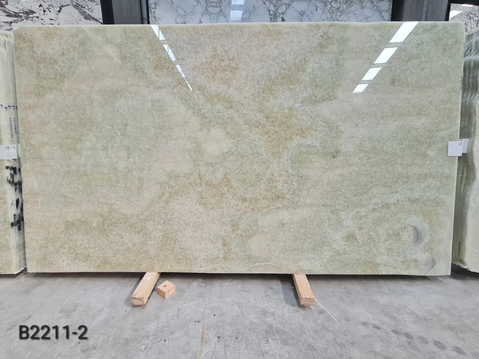Green Onyx · Select