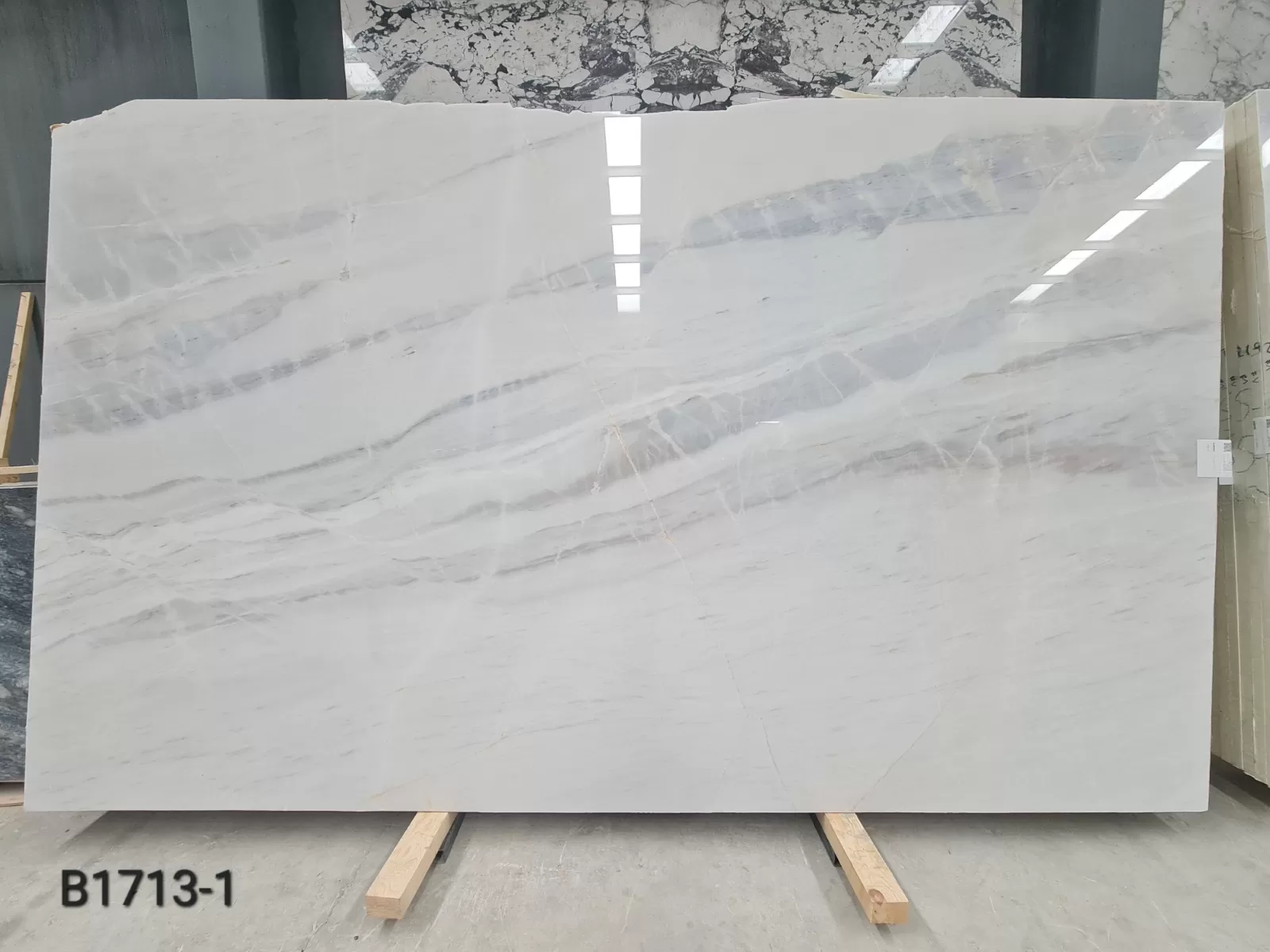 Bianco Allegro · Select