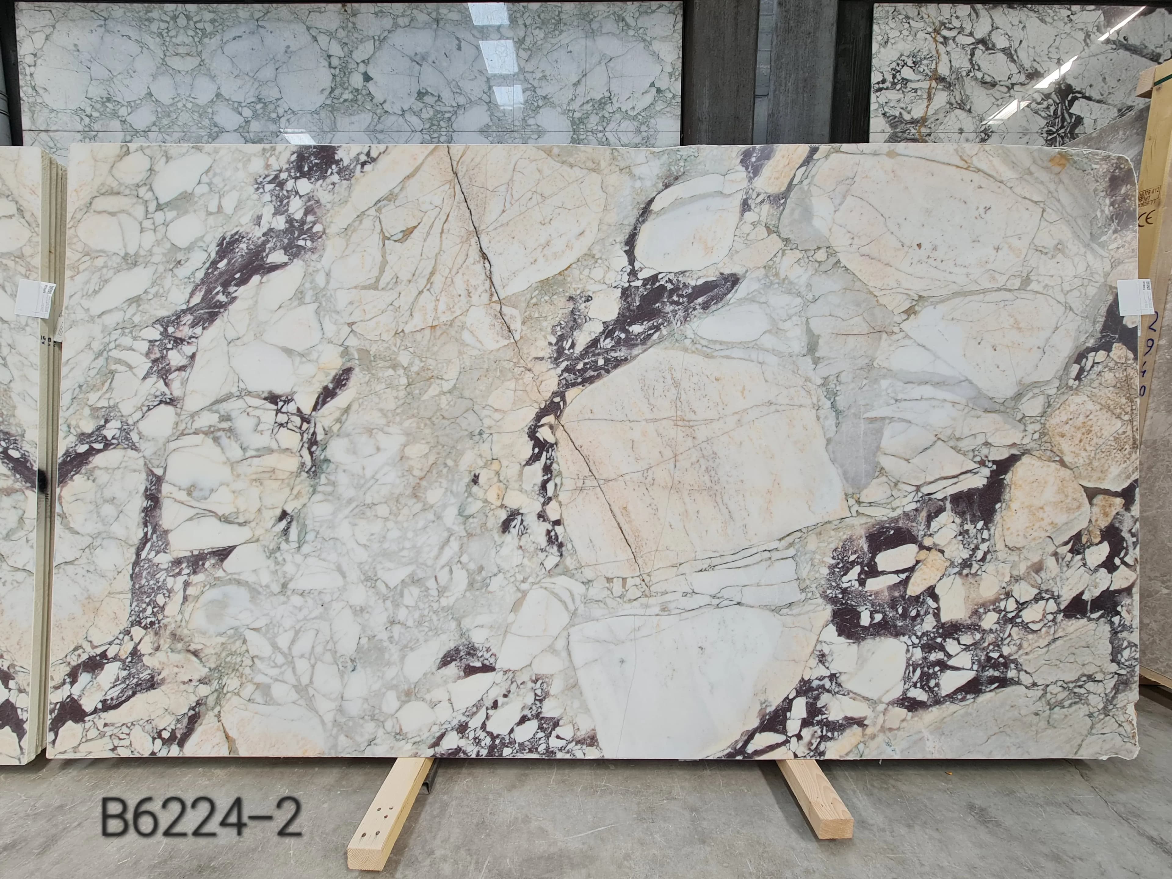 Calacatta Viola · Select