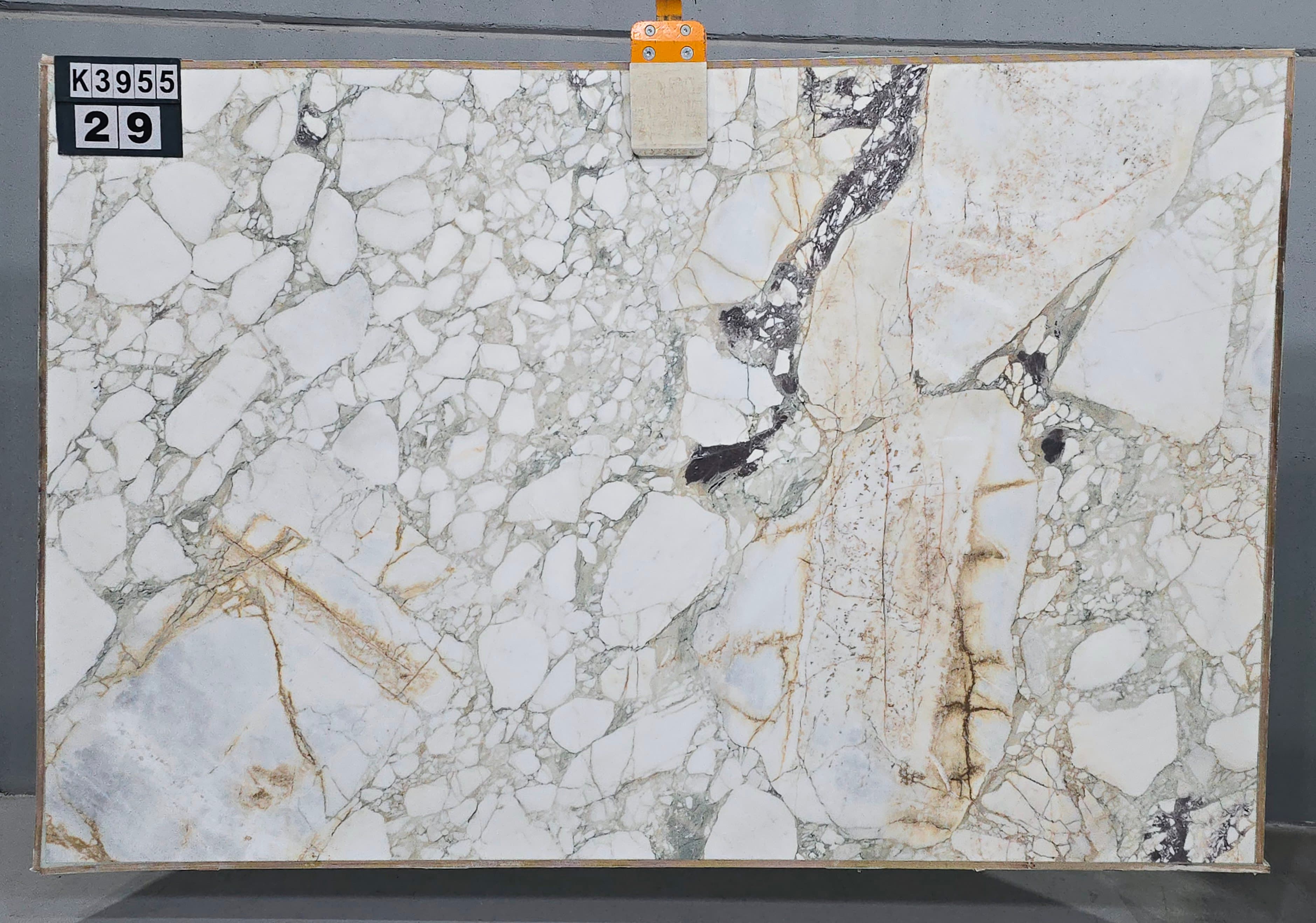 Calacatta Viola · Select · 187×297×2 cm