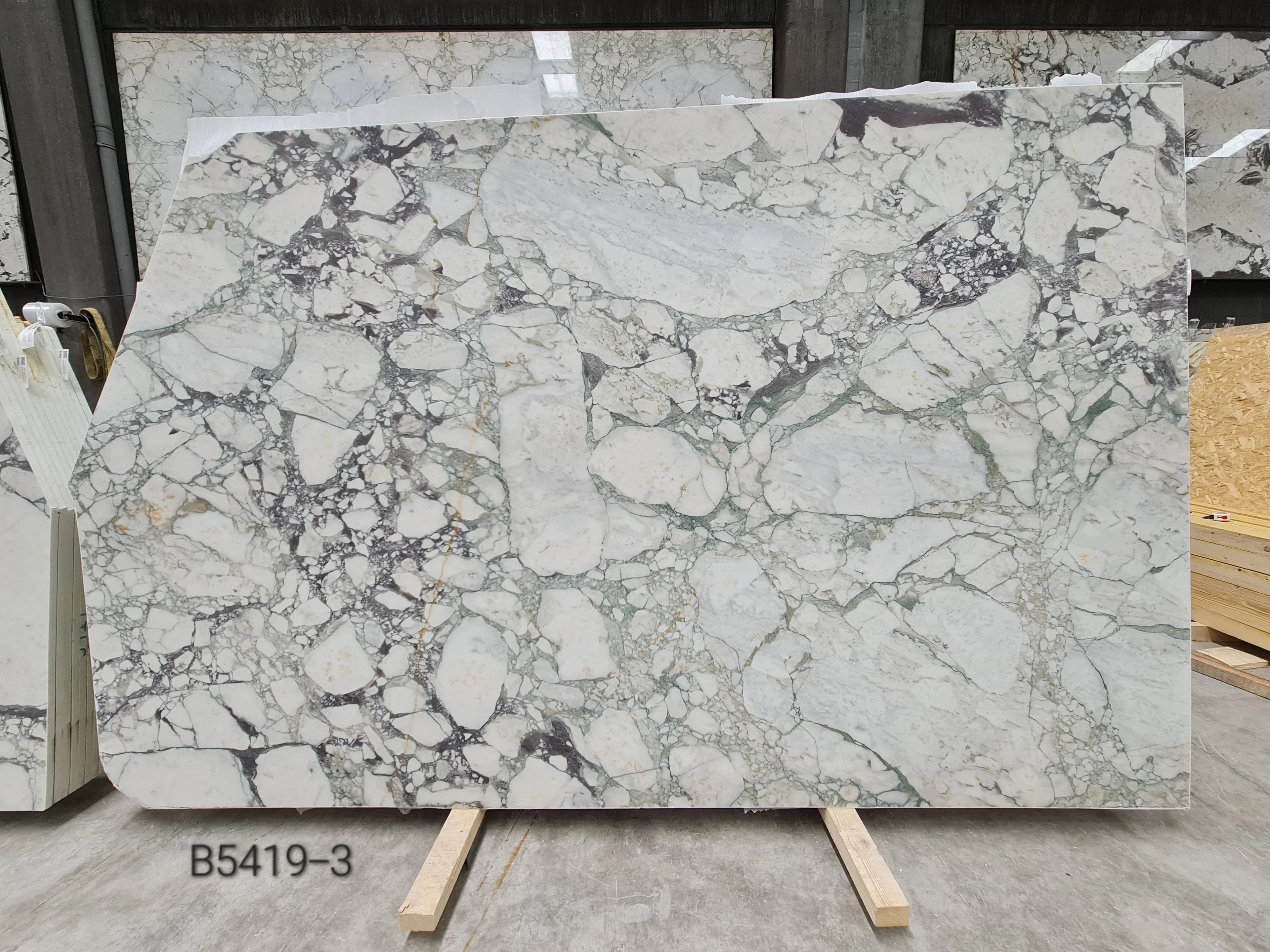 Calacatta Viola · Select