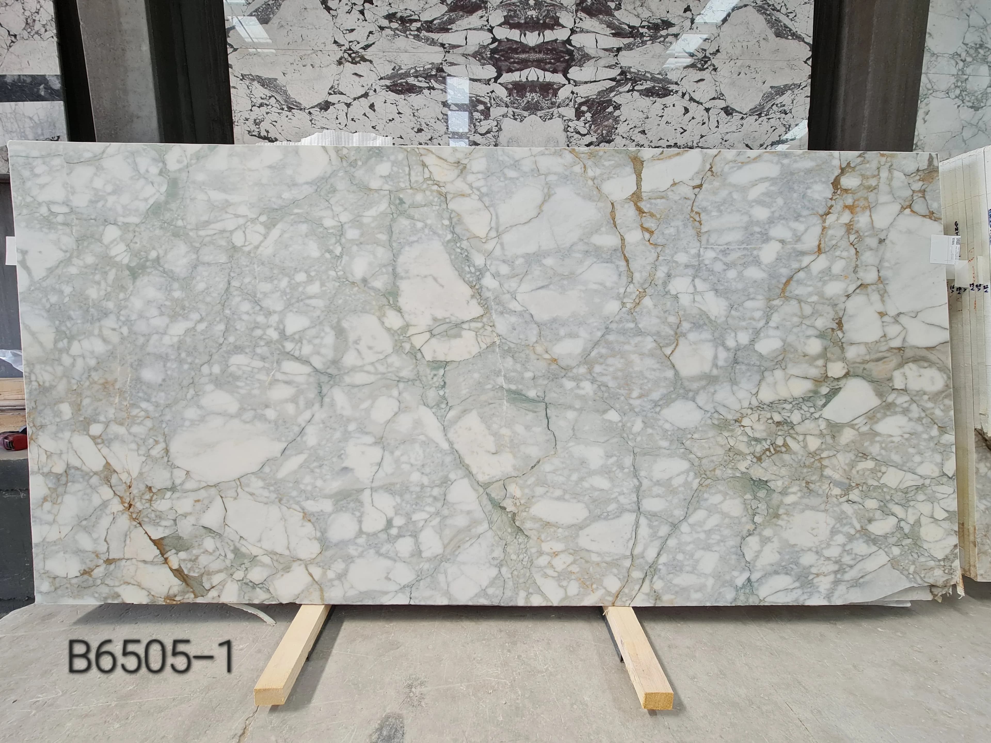 Calacatta Verde · Select