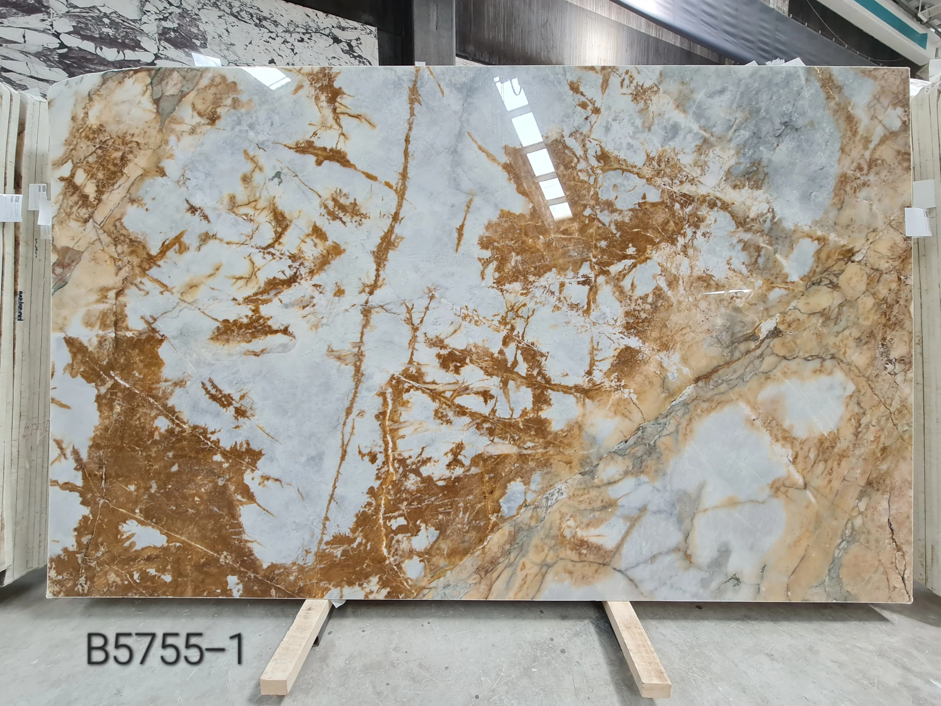 Imperiale Gold · Select