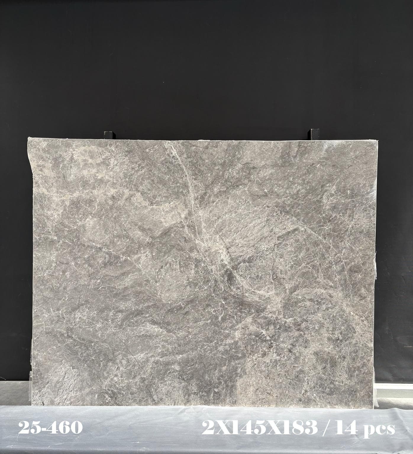 Tundra Grey Dark · Select
