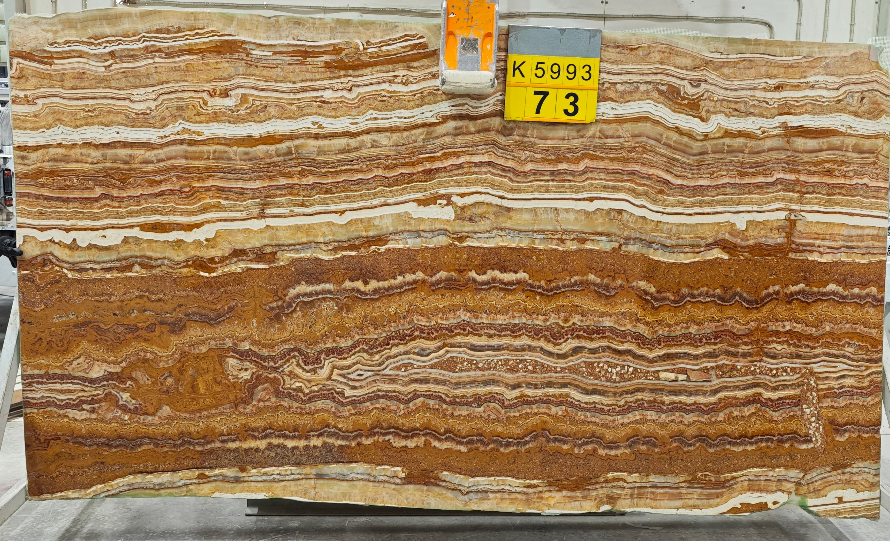 Tiger Onyx · Select