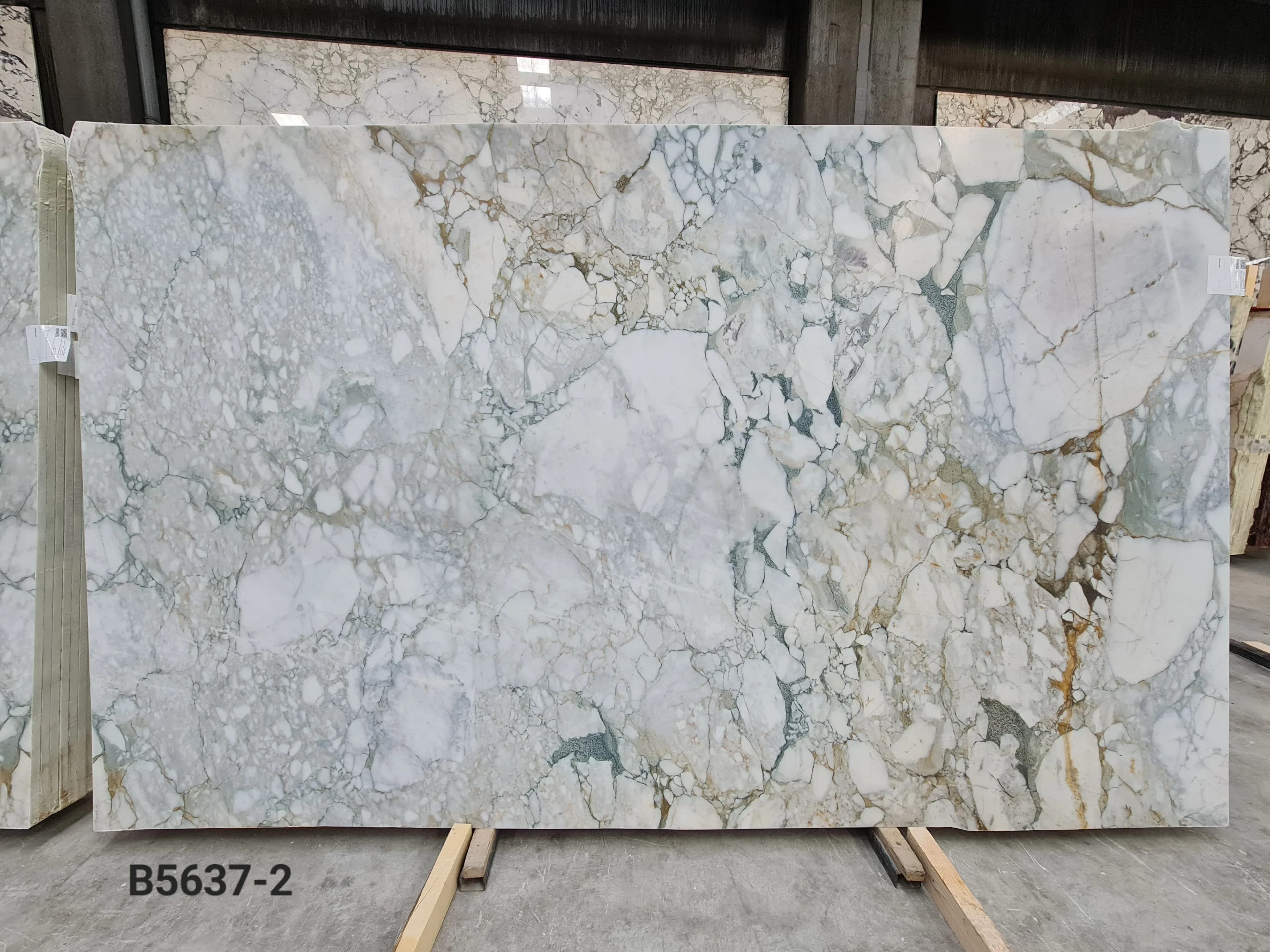 Calacatta Verde · Select