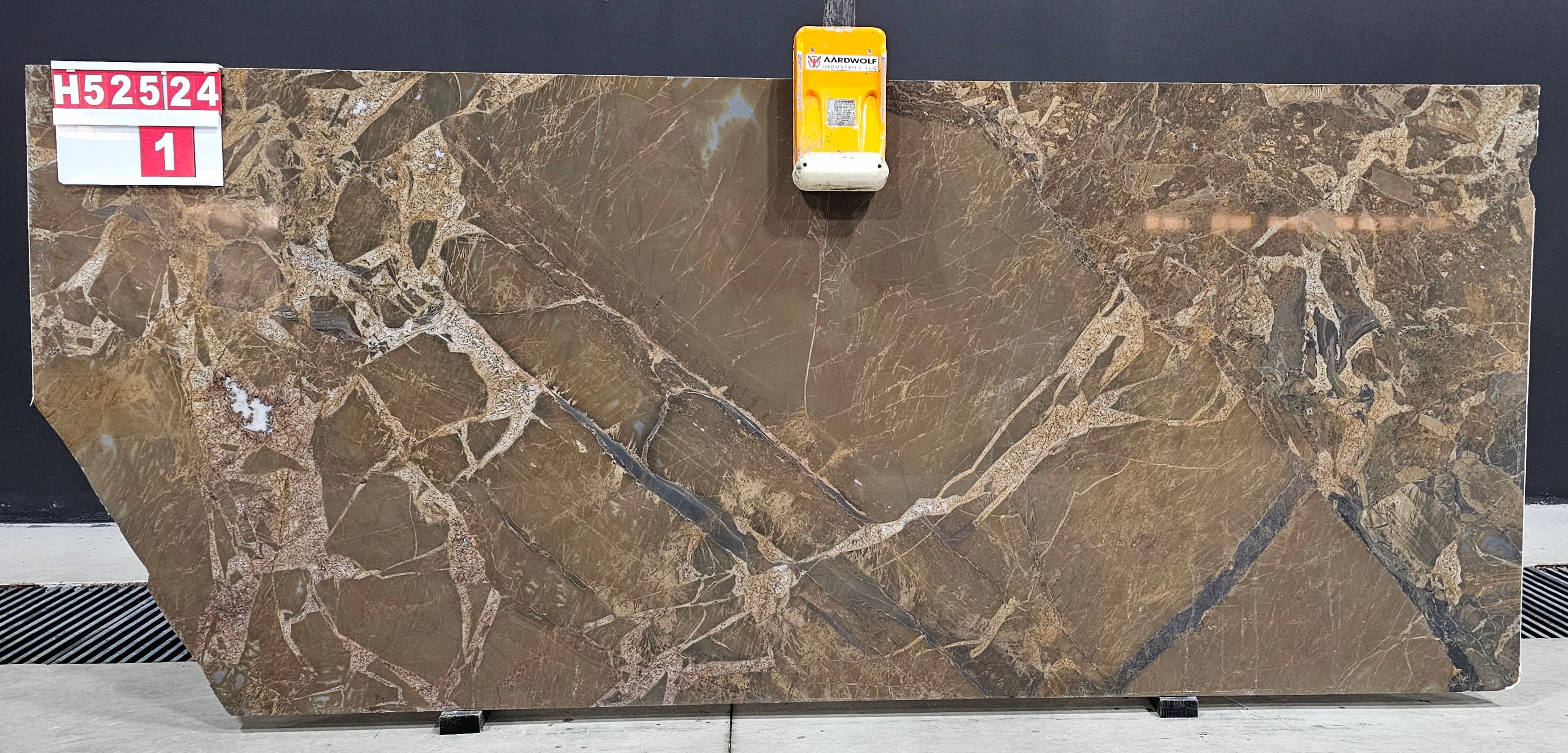 Monaco Brown · Select · 164×294×2 cm