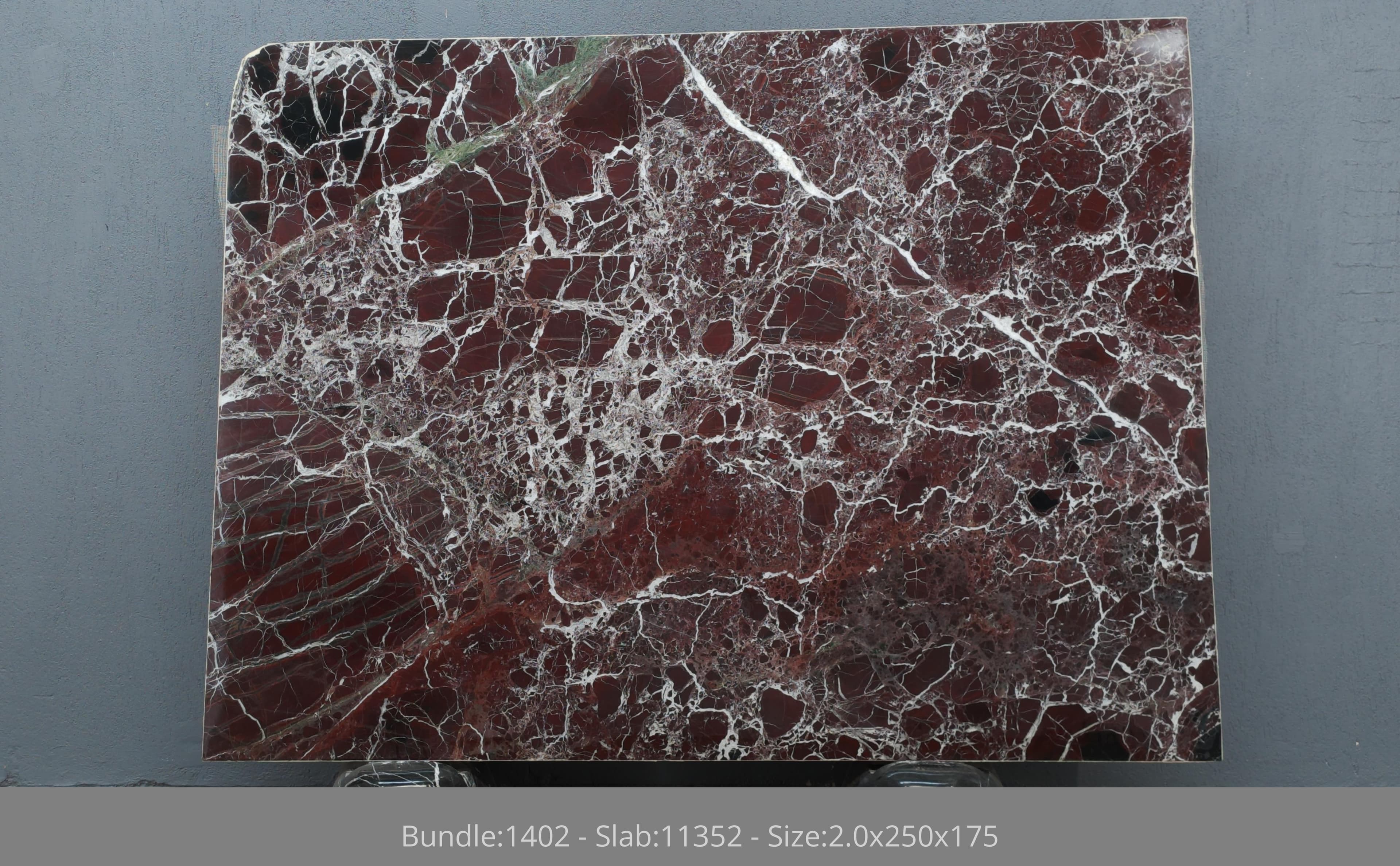 Rosso Levanto · Select · 175×250×2 cm