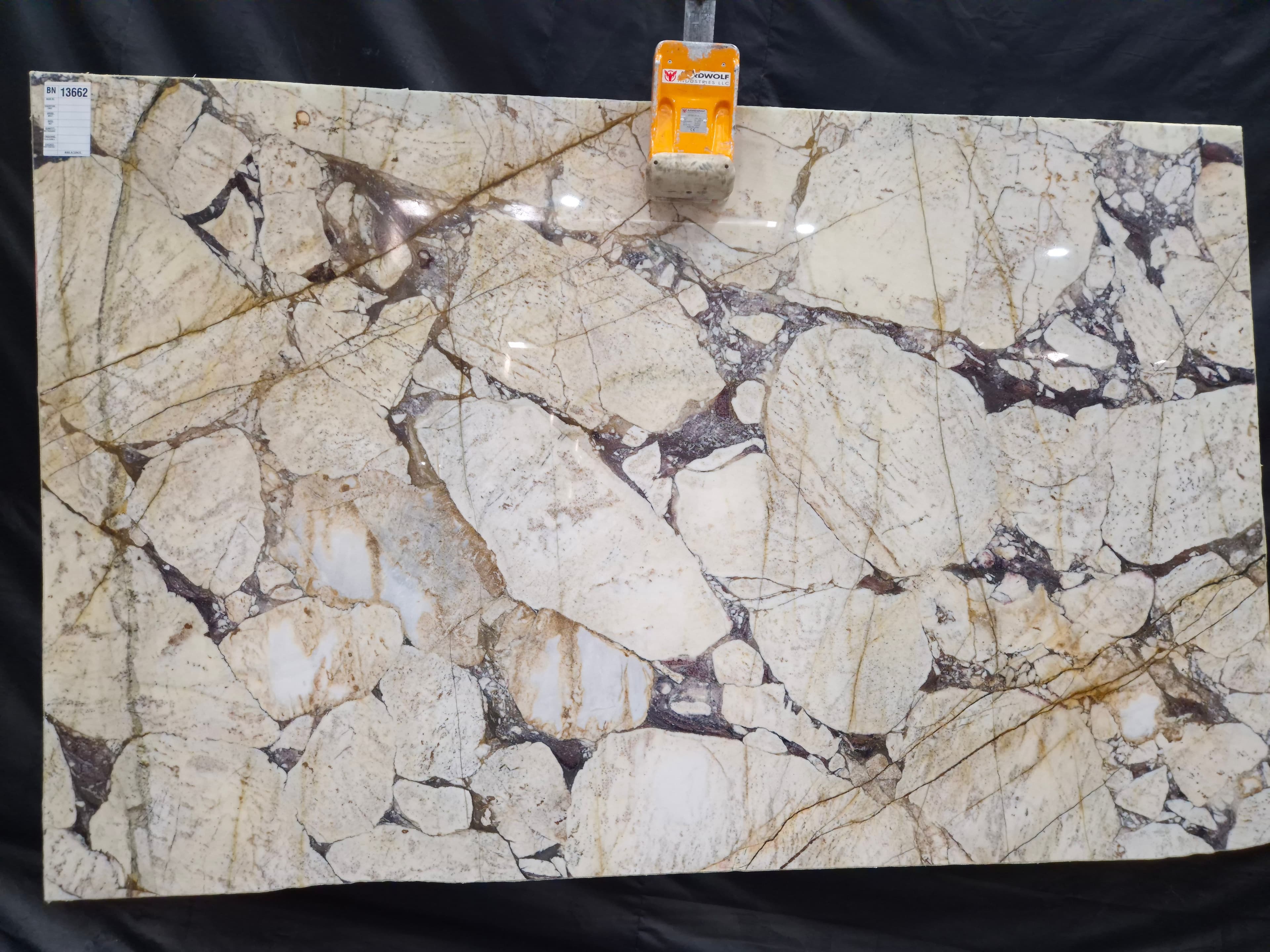 Calacatta Viola Gold · Select