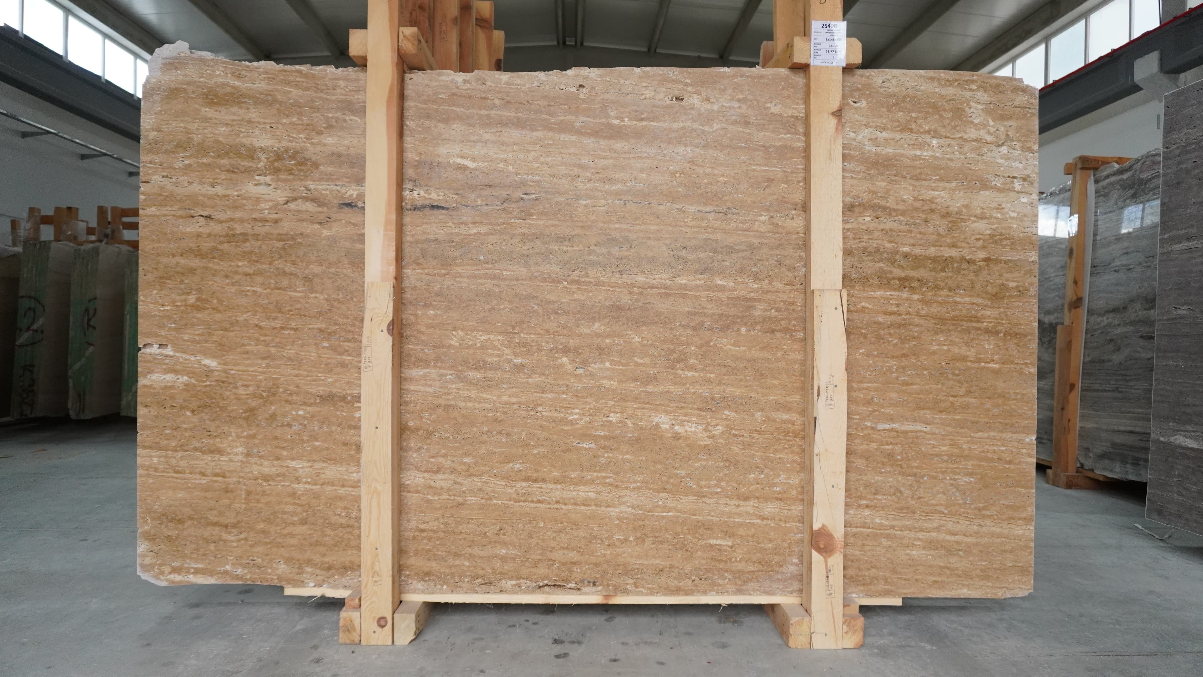 Noce Travertine · Select