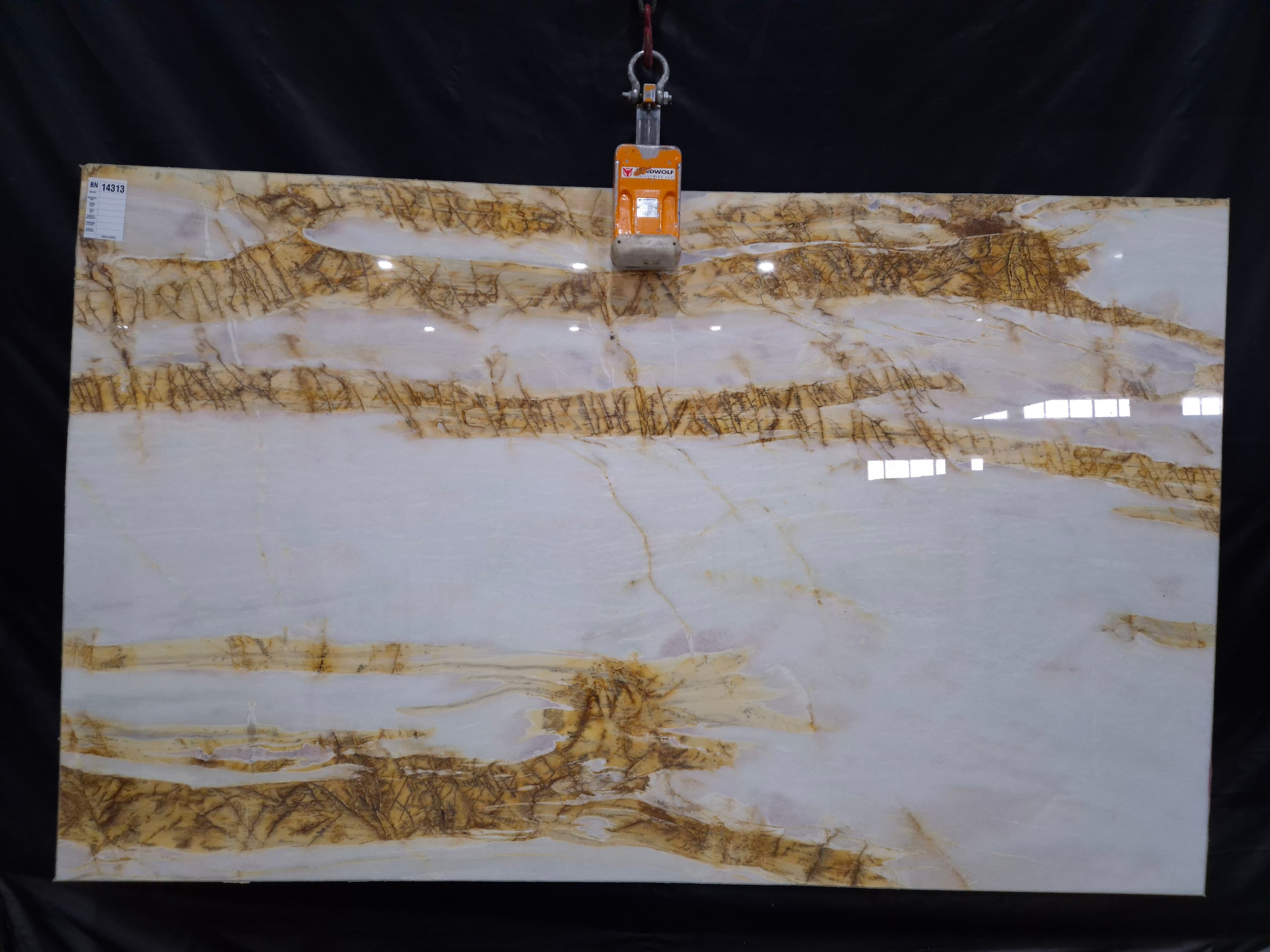 White Onyx · Select