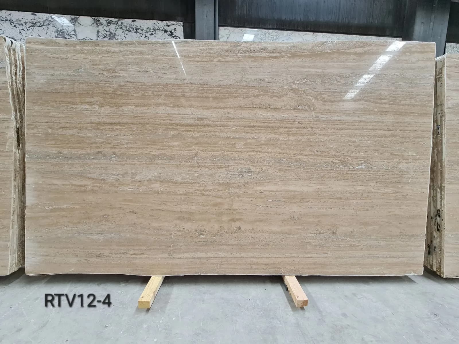 Riva Travertine · Select