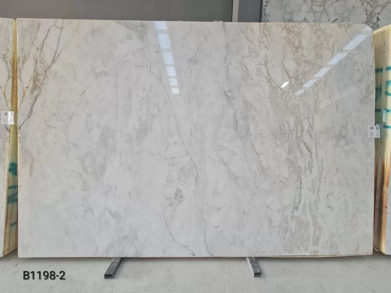 Afyon White Gold · Select