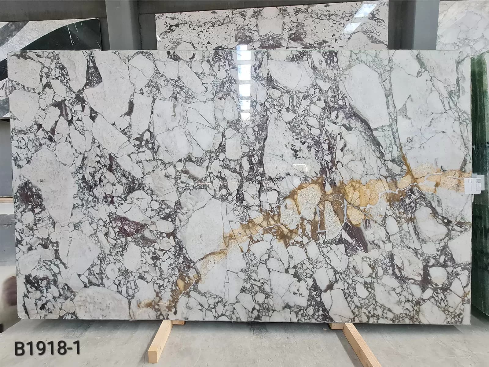 Calacatta Viola · Select · 175×302×2 cm