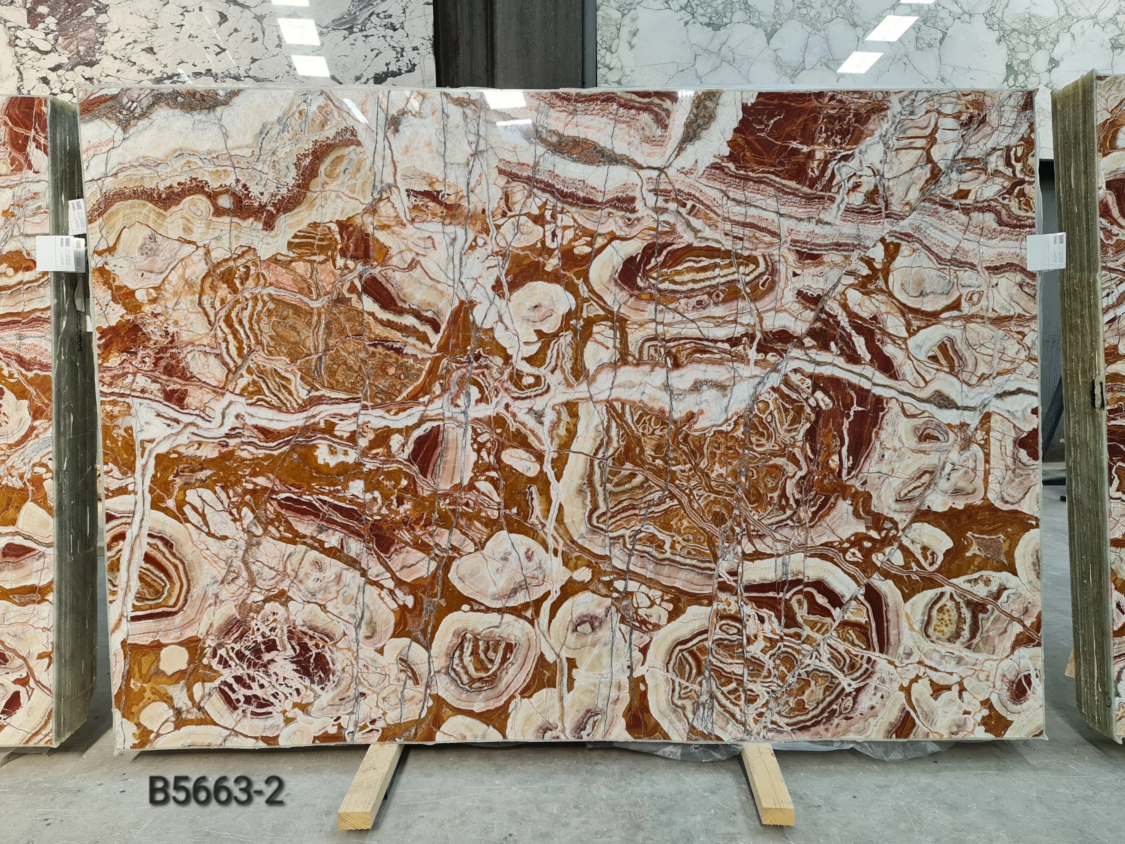 Saturn Onyx 1