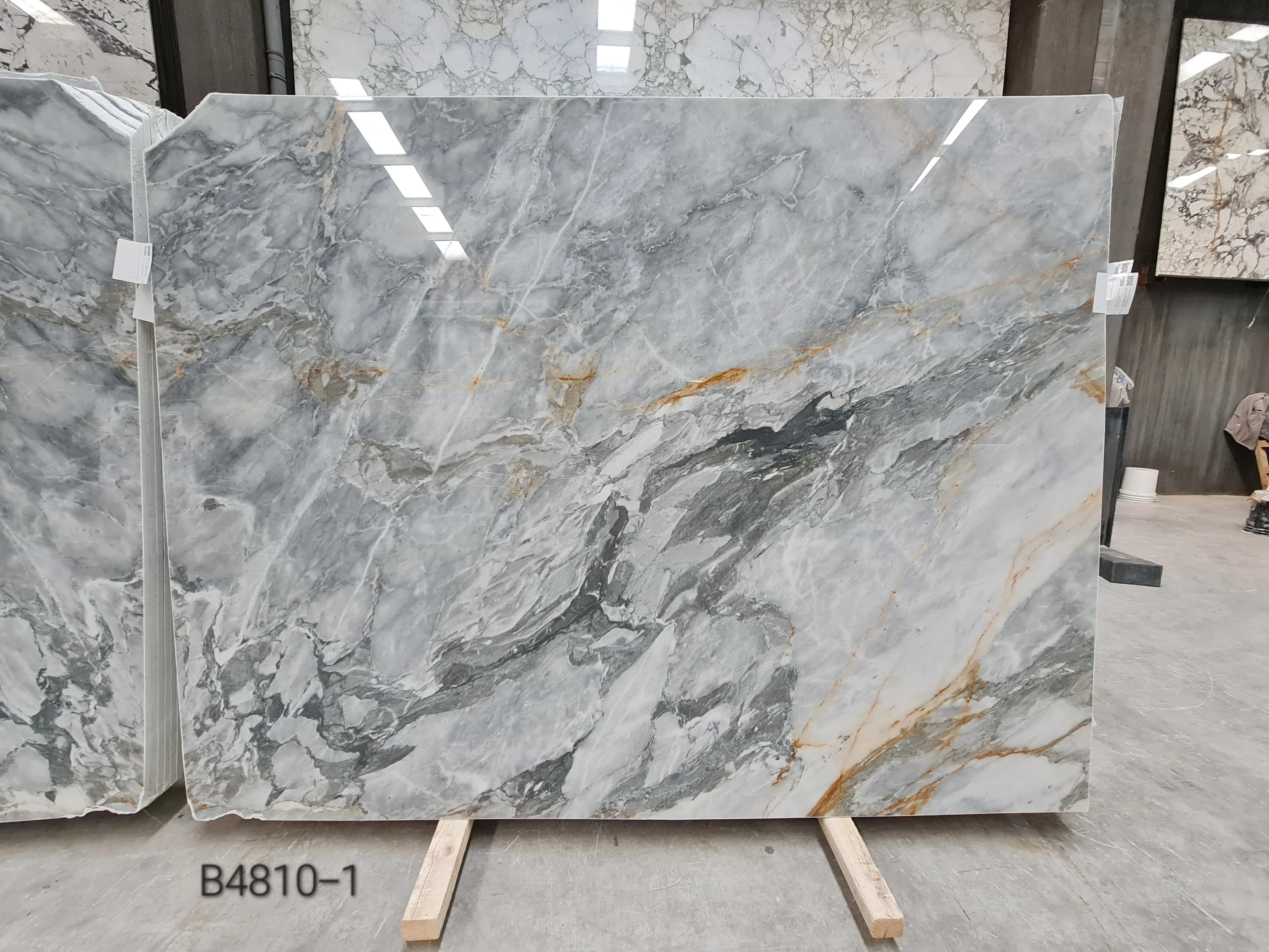 Calacatta Gold · Select