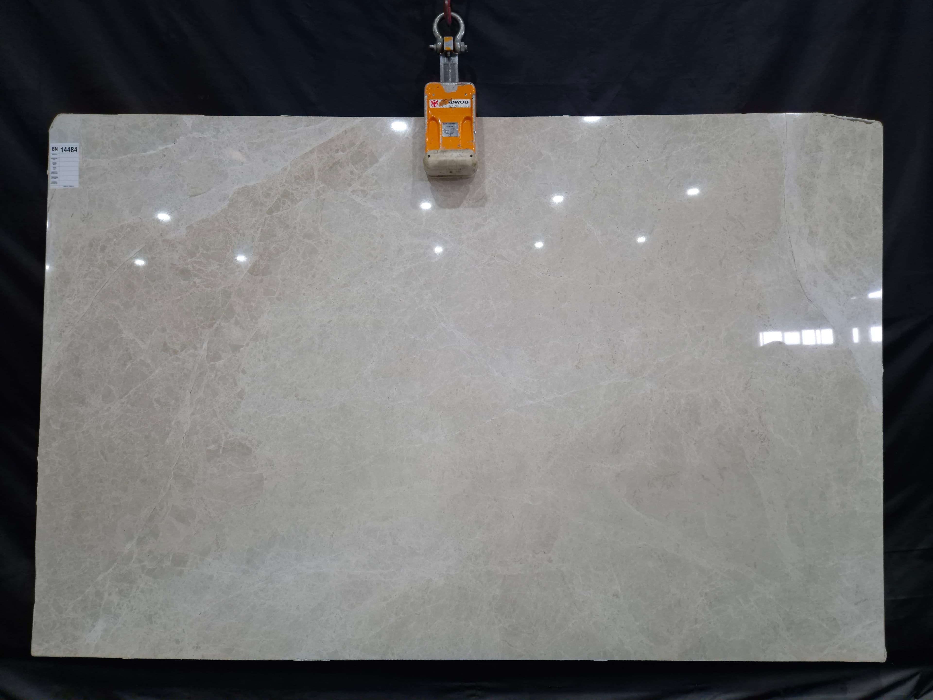 Spyder Beige · Select