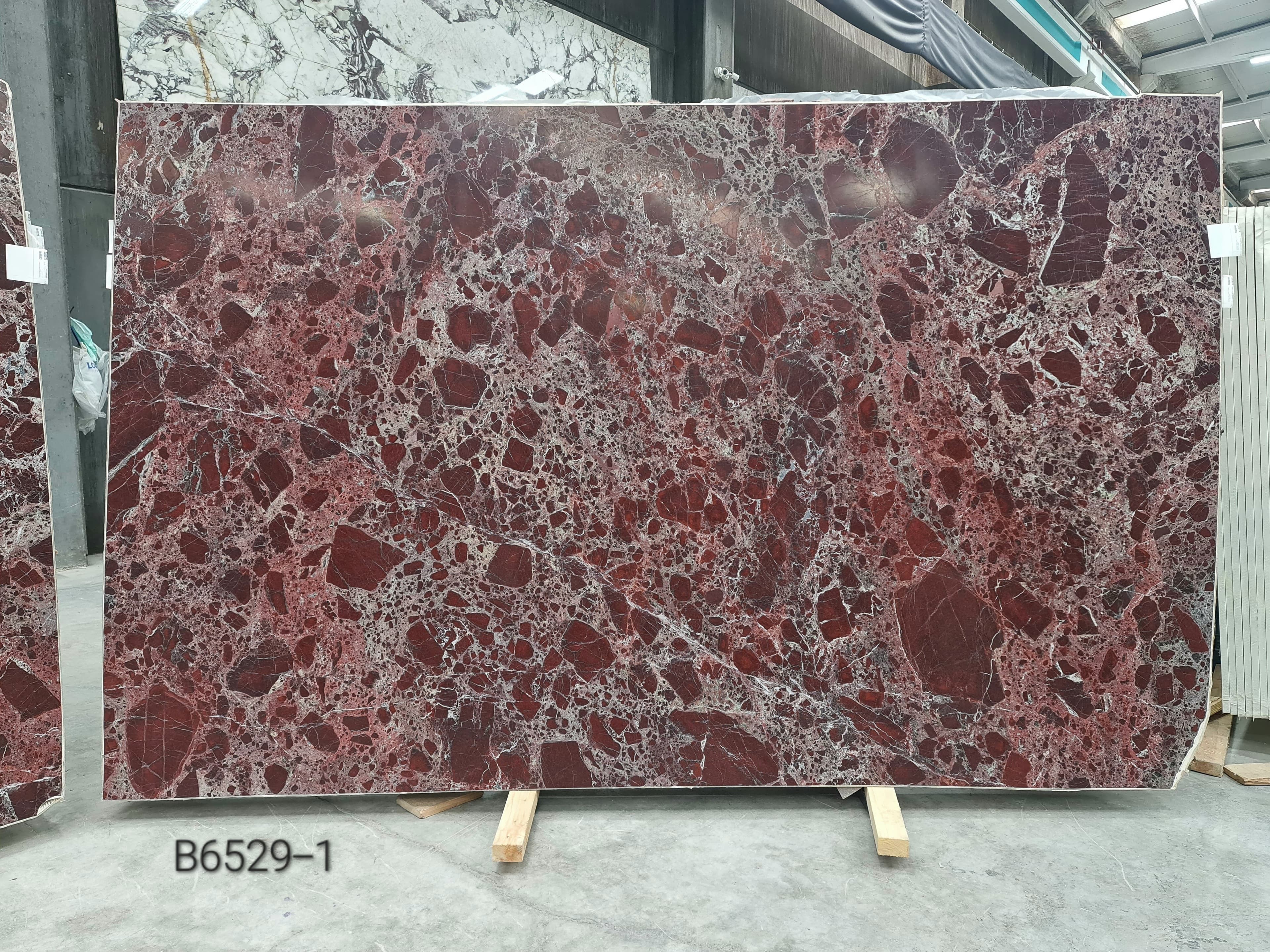 Rosso Levanto · Select