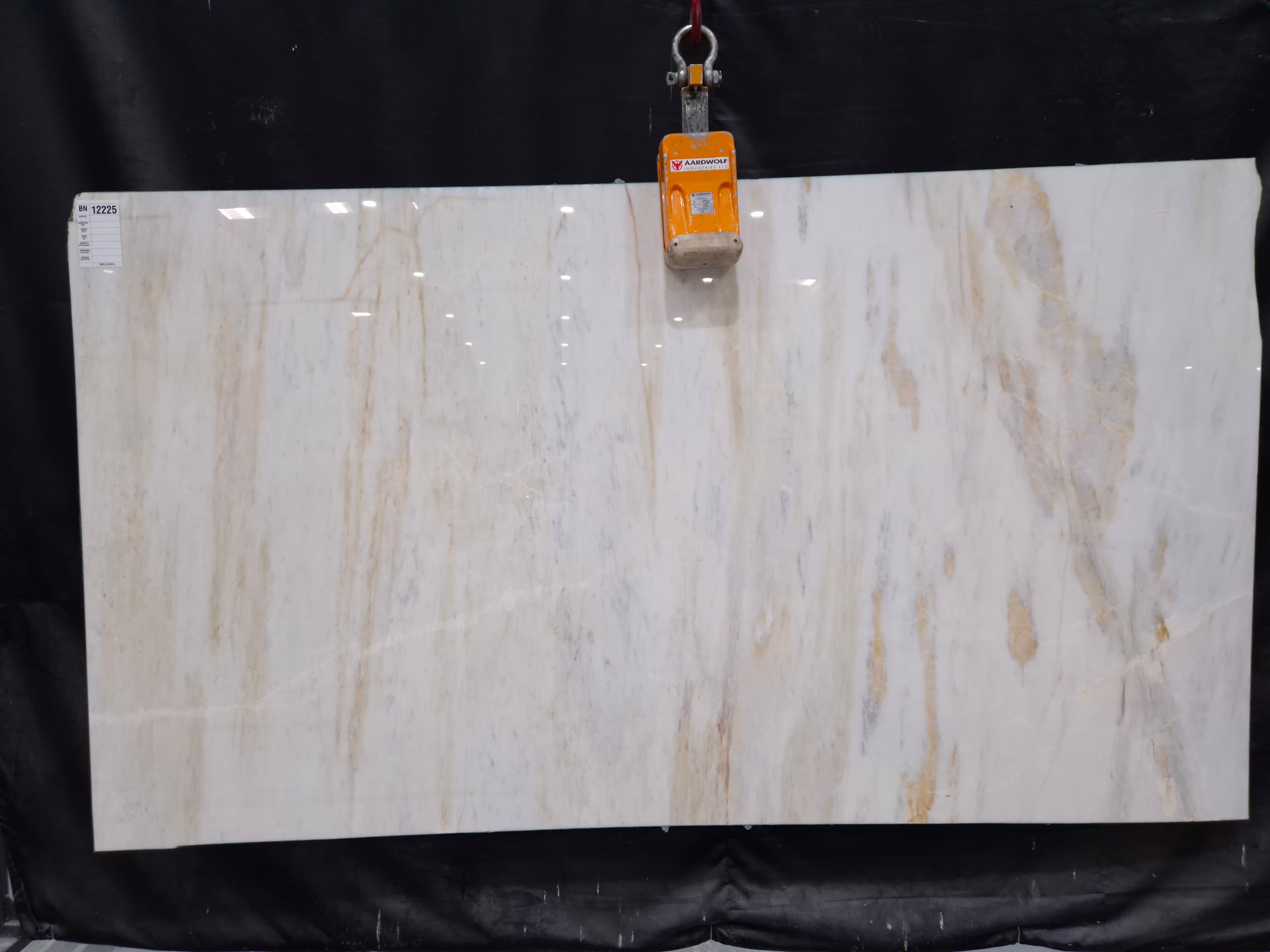 Calacatta Amber · Select