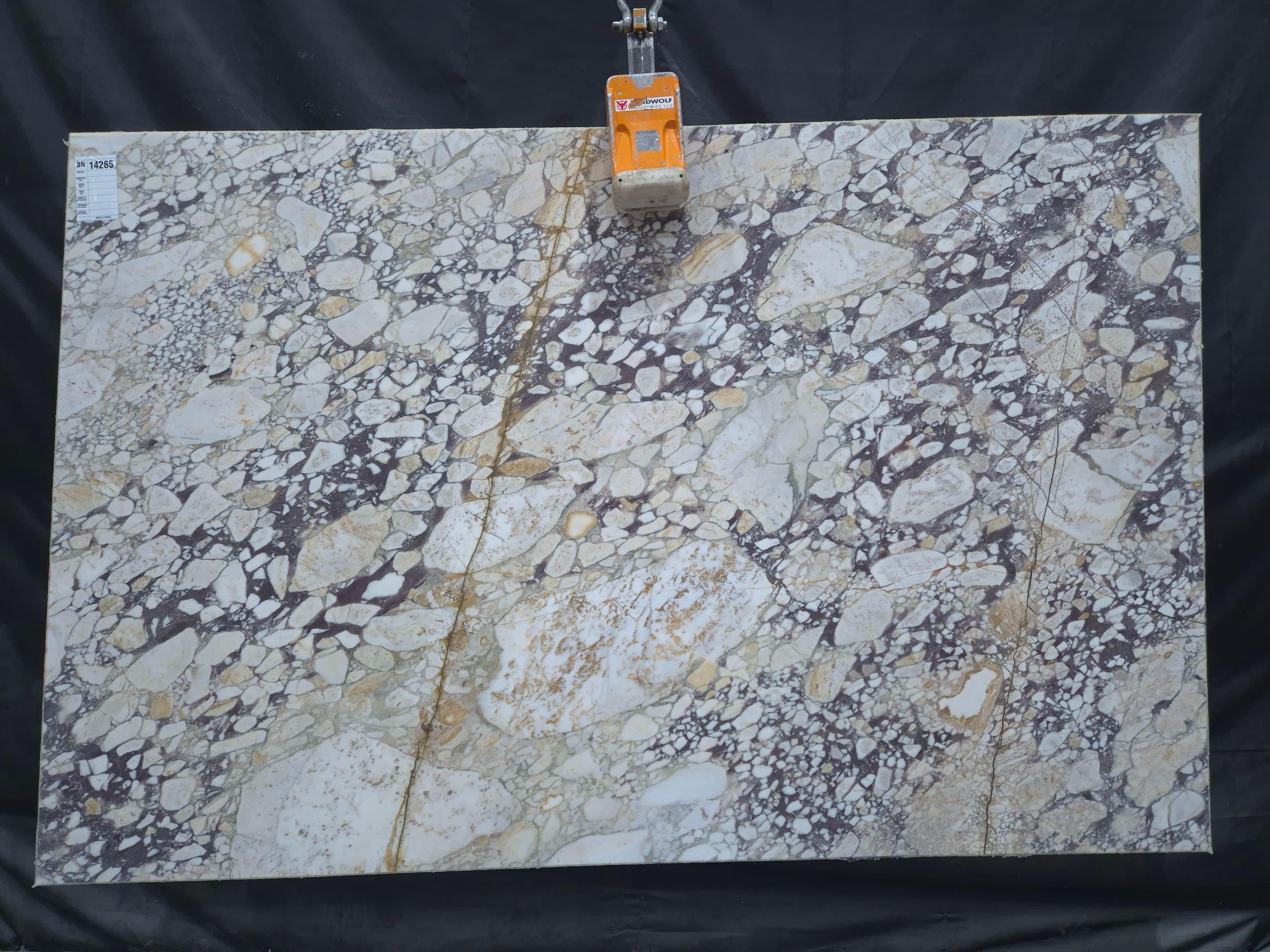 Calacatta Viola Gold · Select