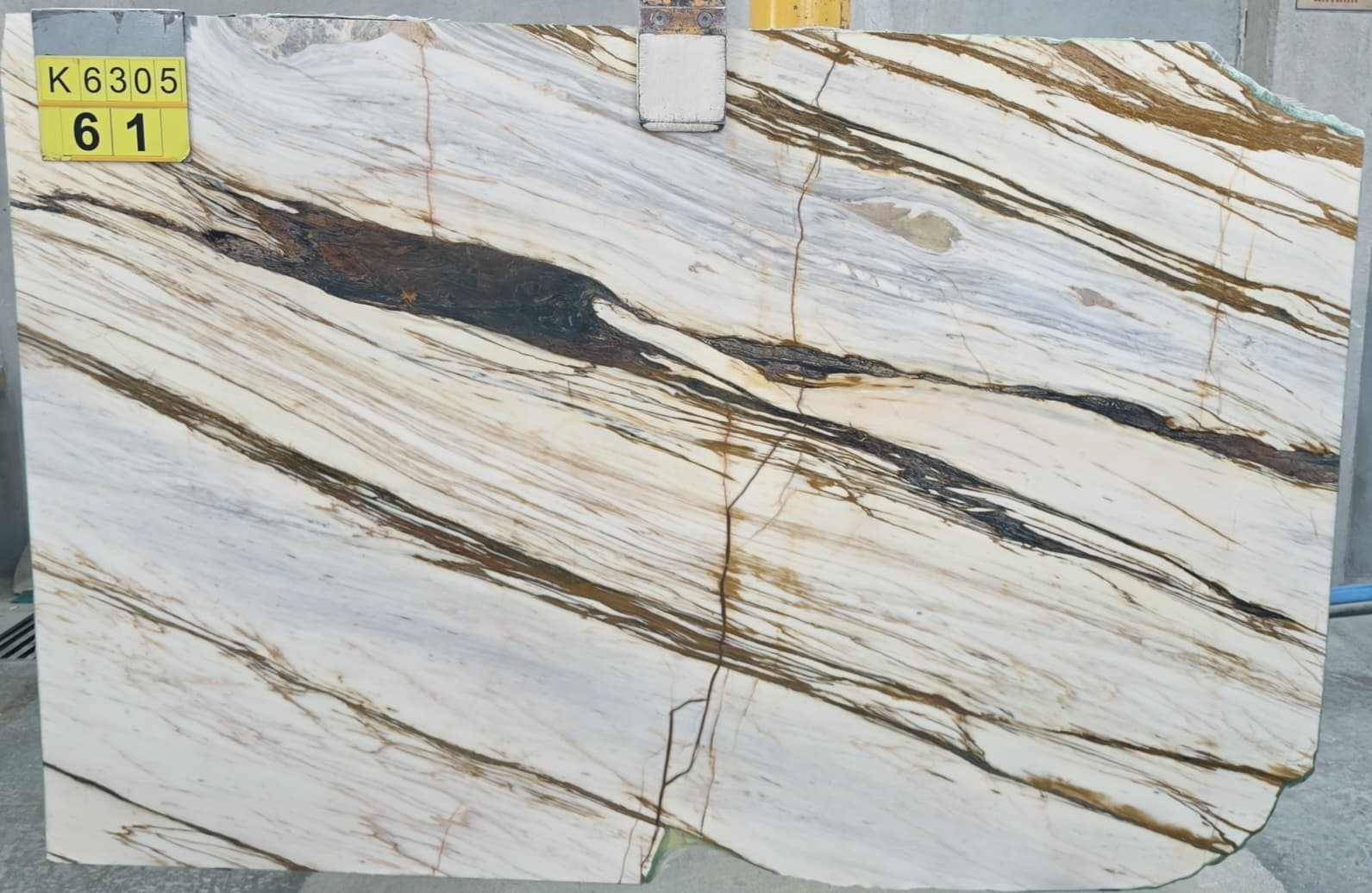 Calacatta Forest · Select