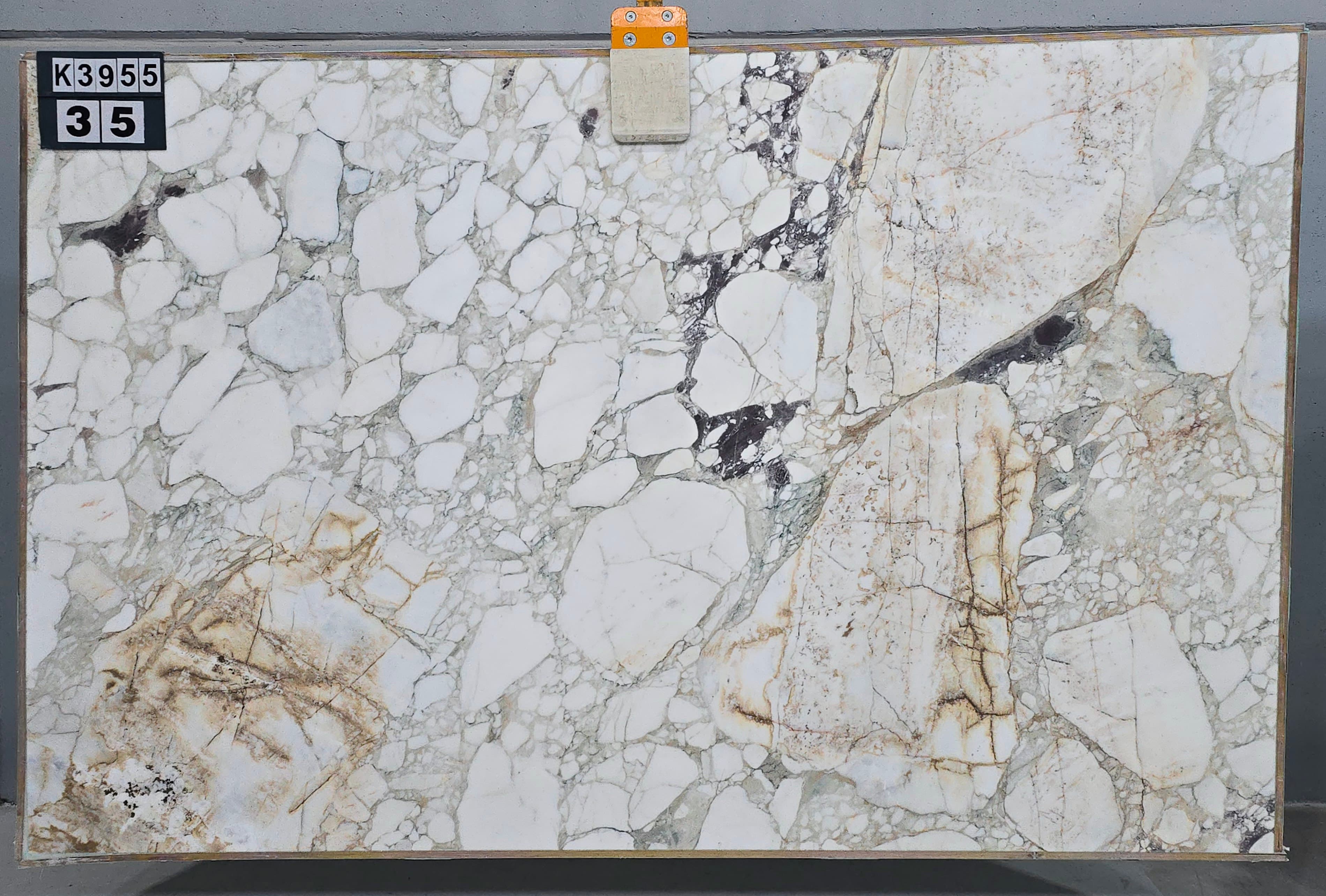 Calacatta Viola · Select · 187×297×2 cm