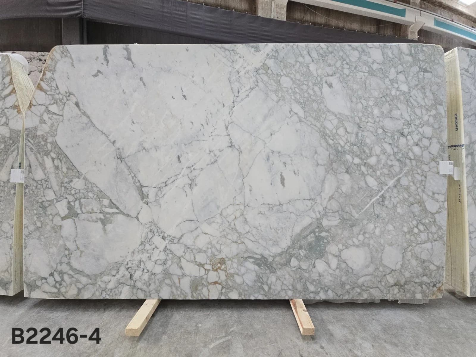 Calacatta Verde · Select