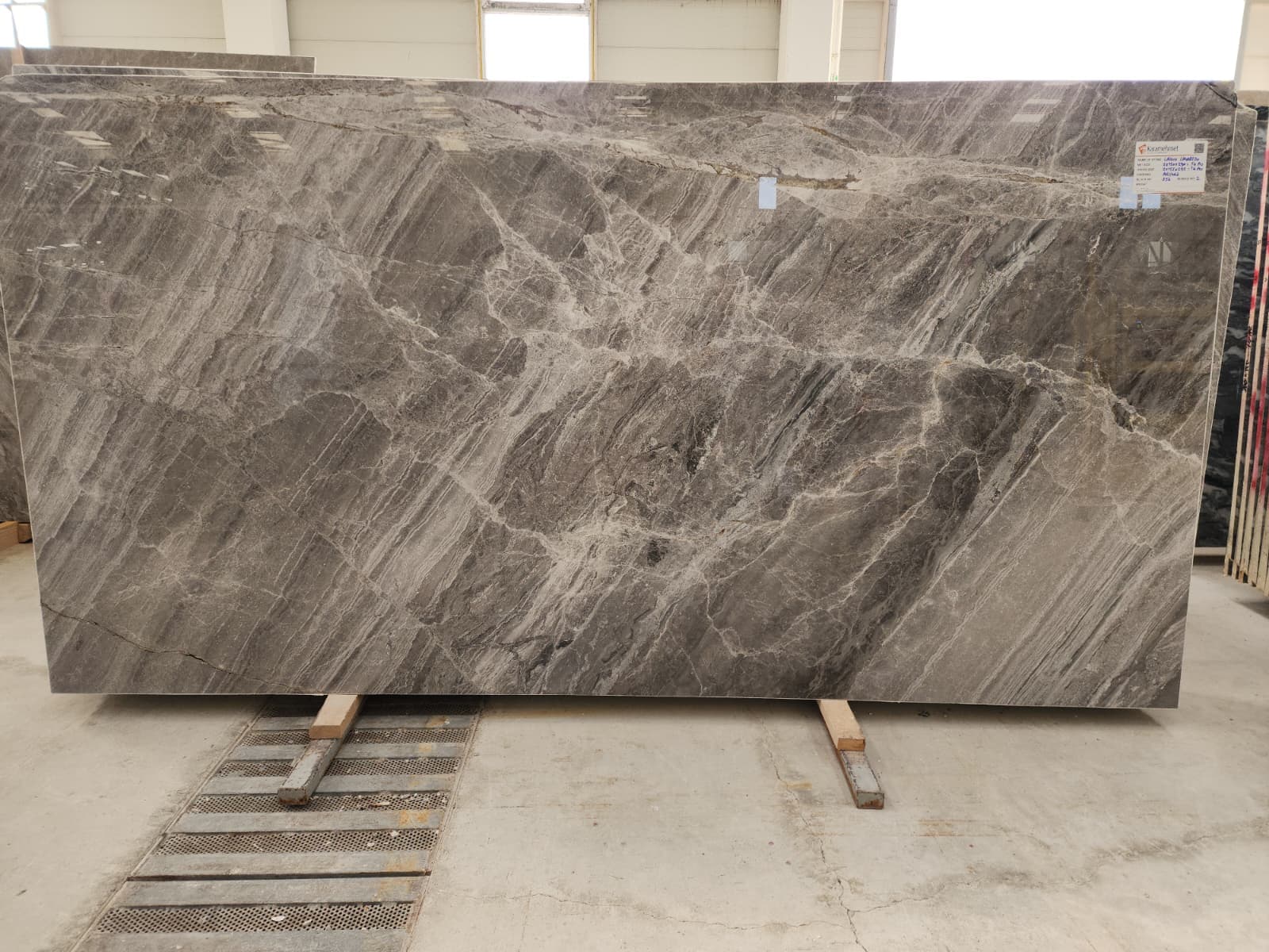 Grigio Lavaredo · Select