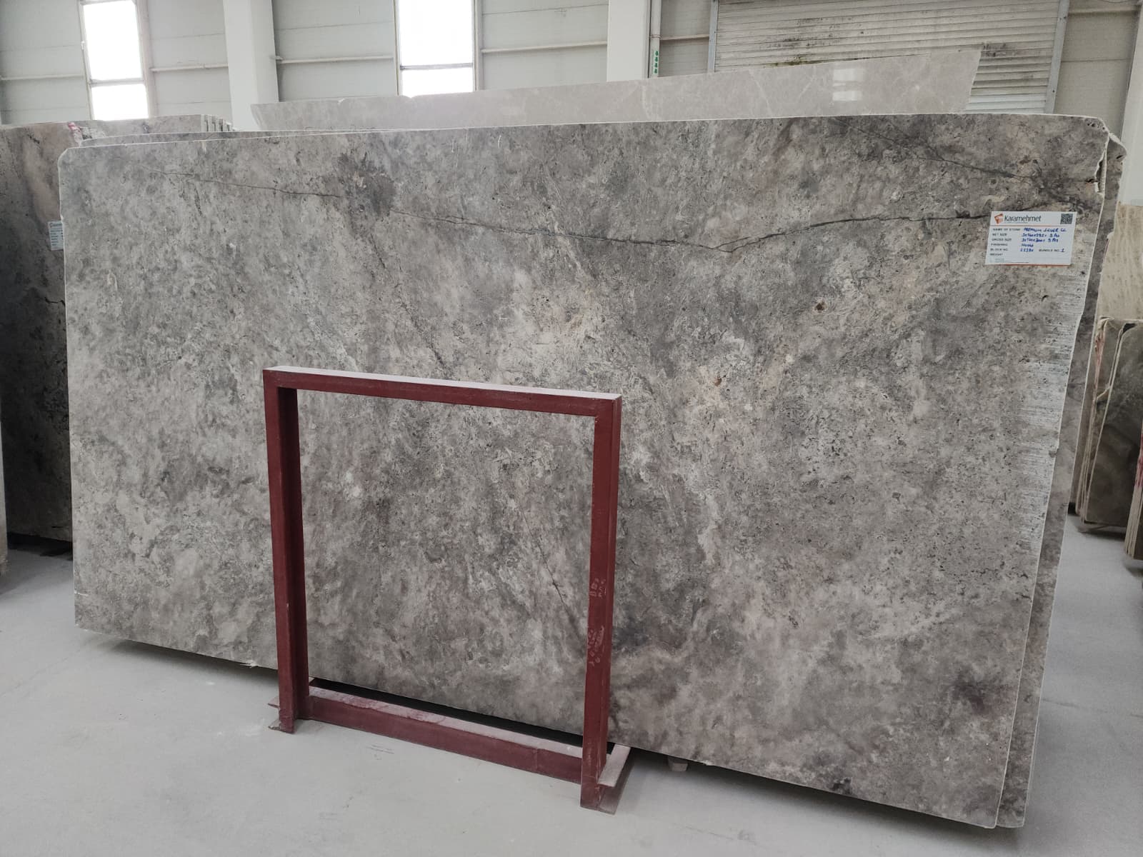 Travertino Silver · Select